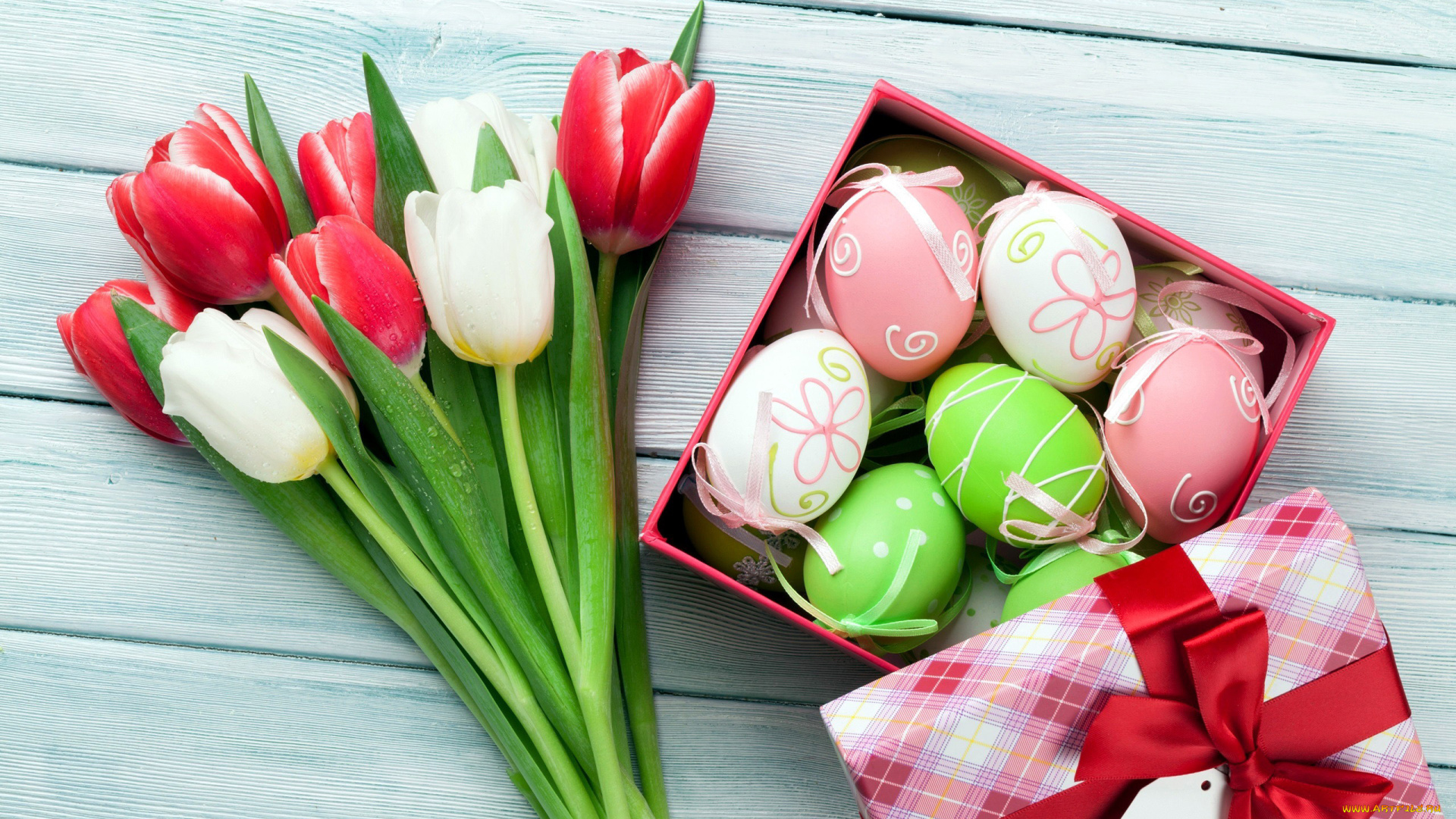 праздничные, пасха, бант, коробка, писанки, тюльпаны