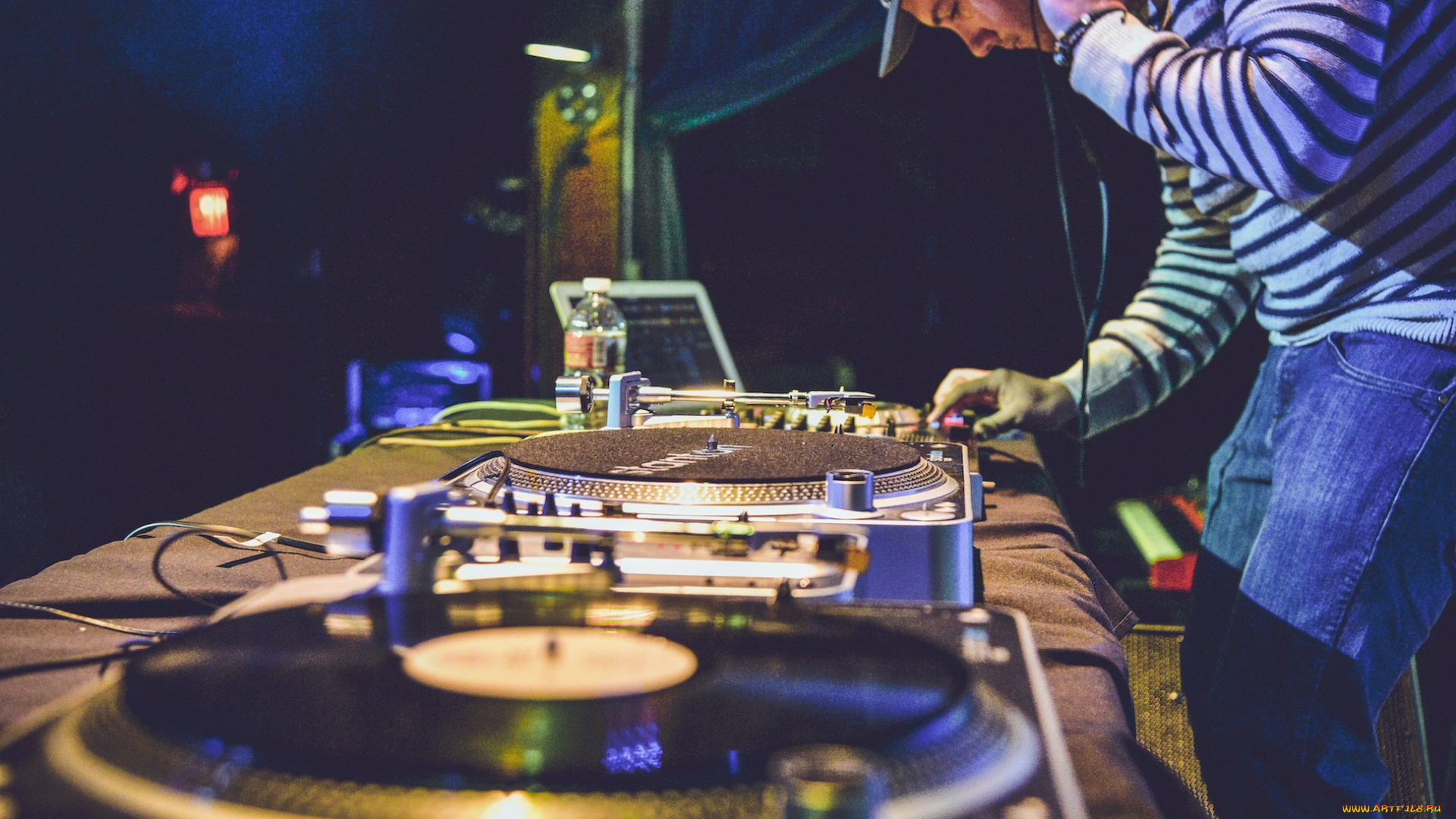 музыка, -другое, парень, пластинка, диджей