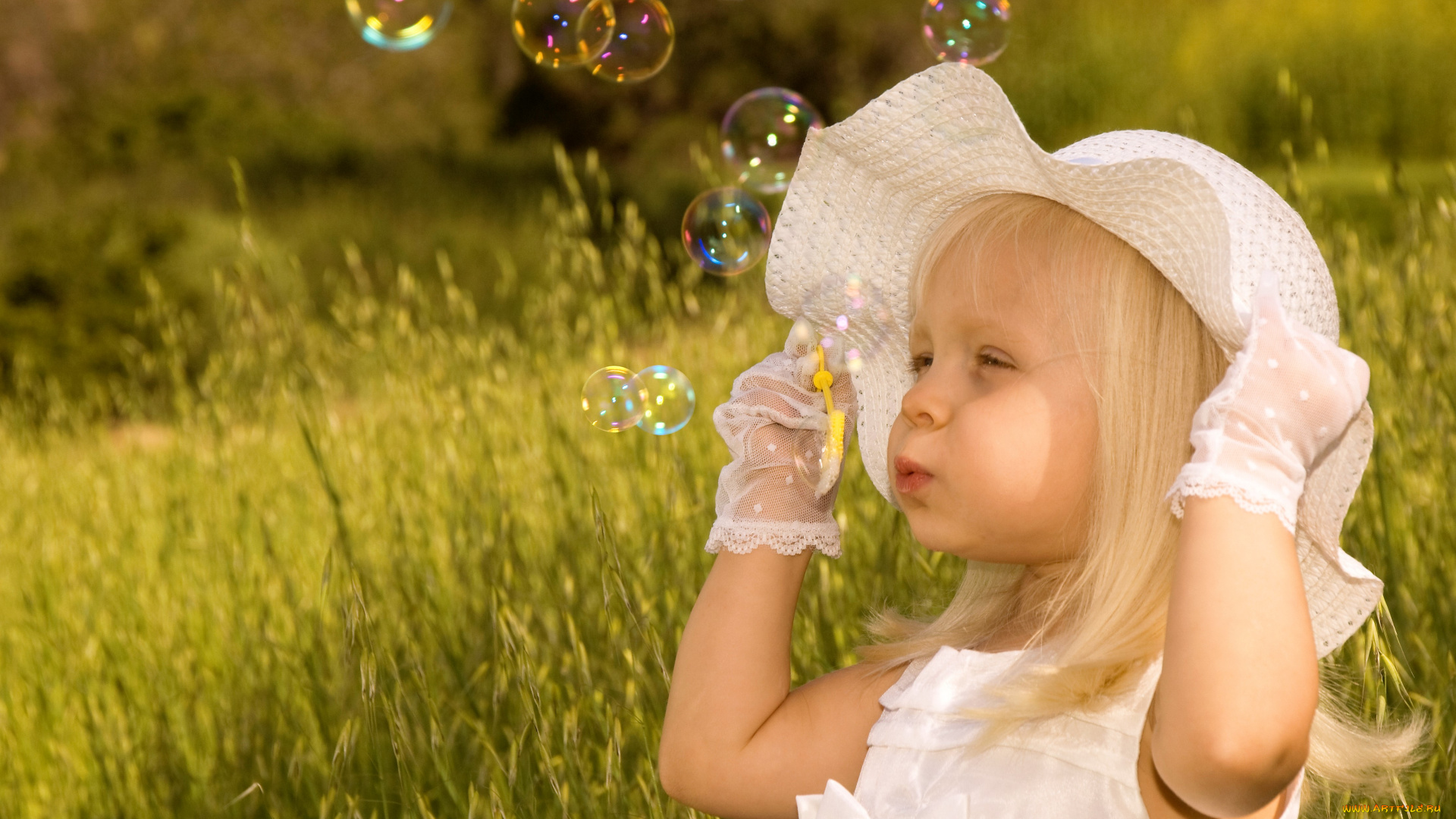 разное, дети, девочка, шляпа, перчатки, мыльные, пузыри