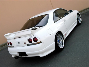 Картинка автомобили nissan datsun