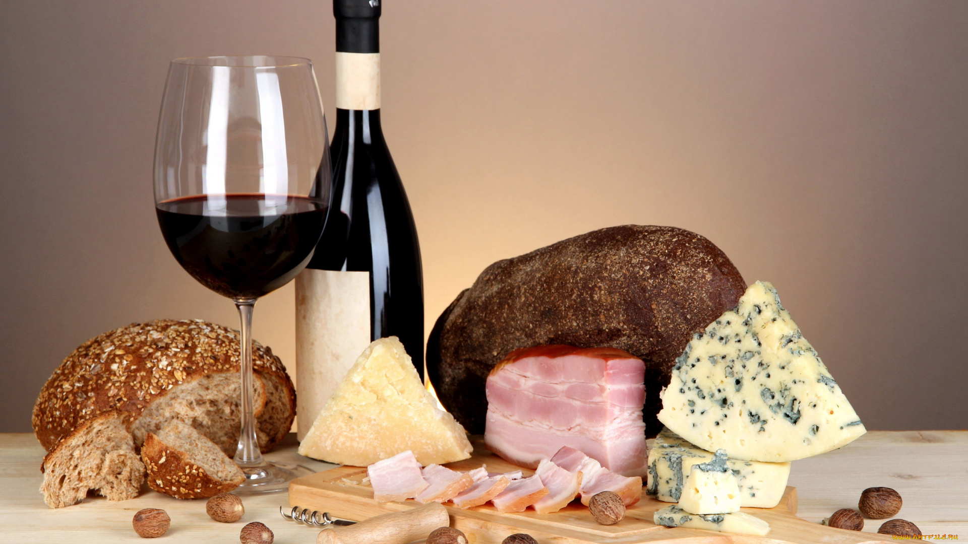 еда, разное, хлеб, ветчина, сыр, орехи, вино