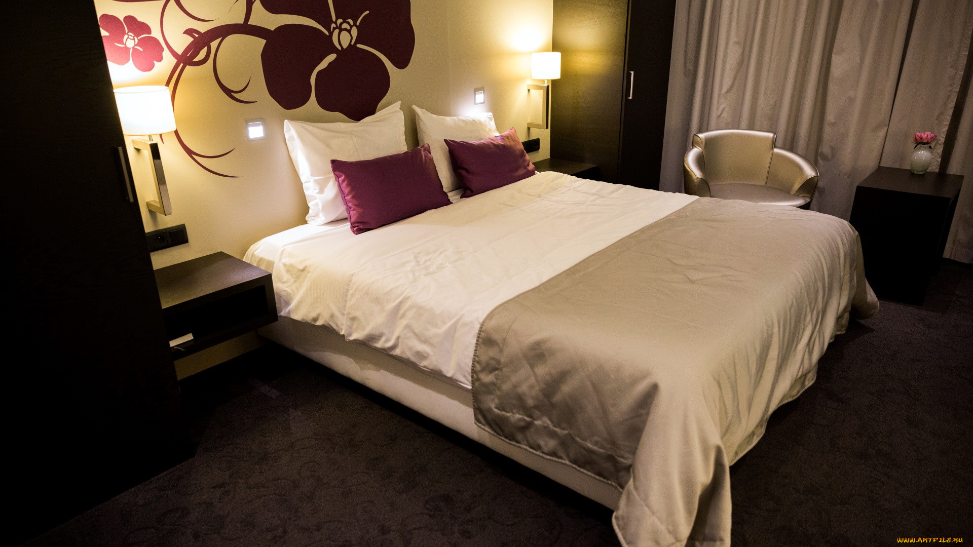 интерьер, спальня, кровать, светильники