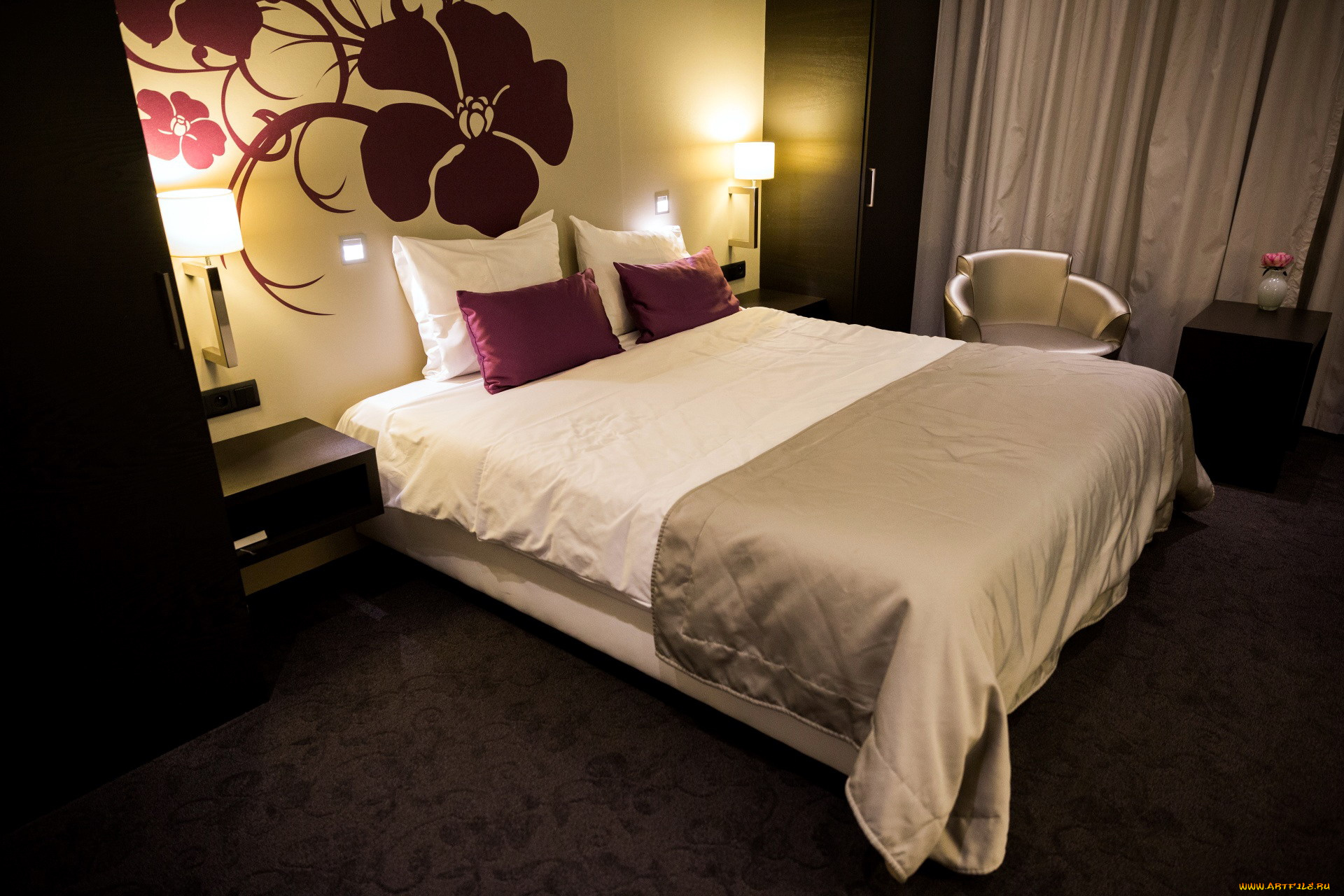 интерьер, спальня, кровать, светильники