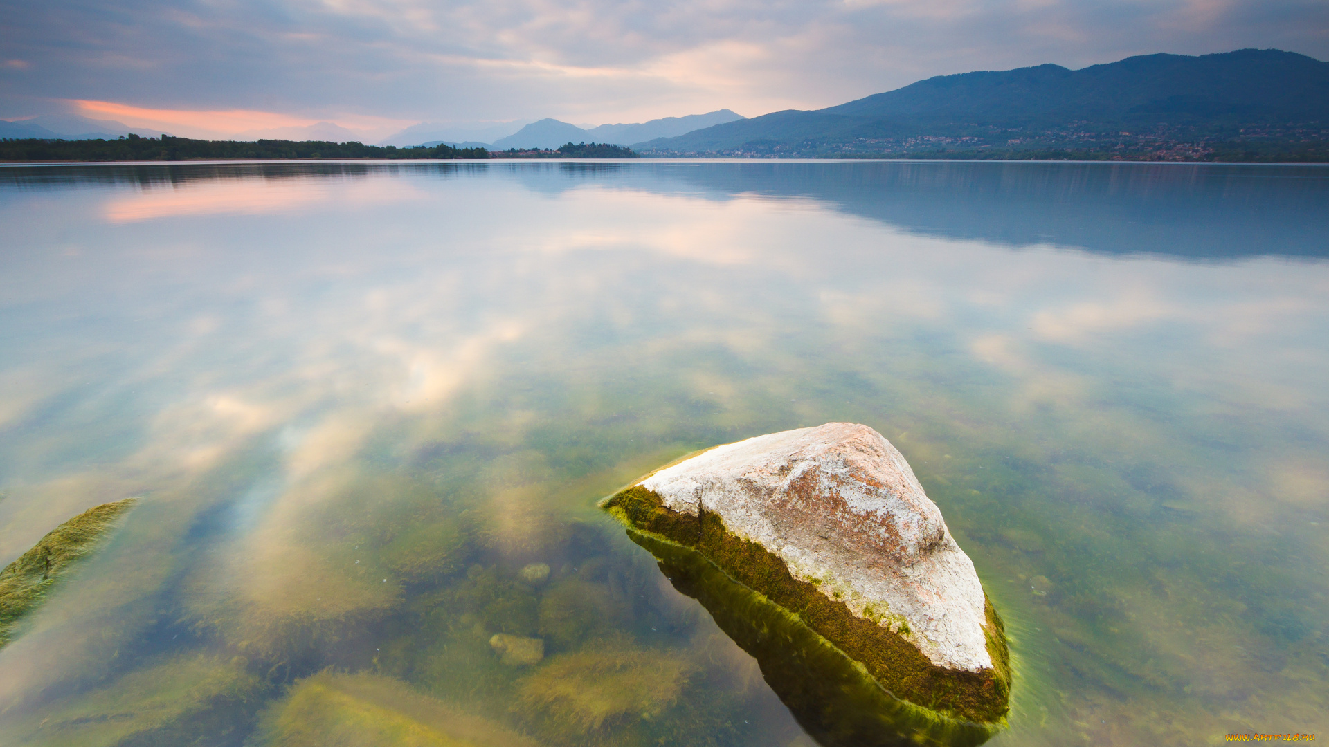 природа, реки, озера, italy, италия, озеро, камень, горы, горизонт