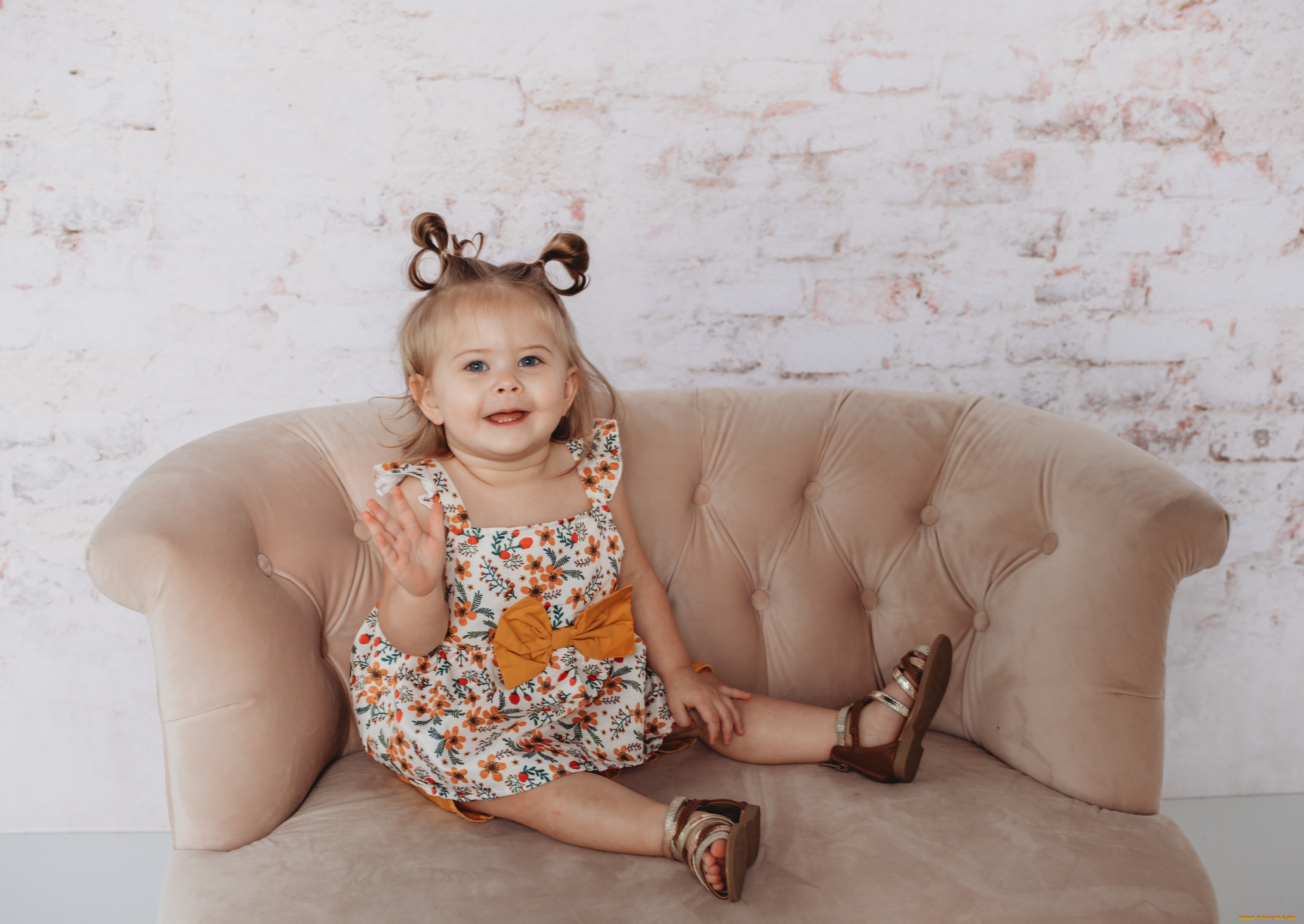 разное, дети, девочка, диван