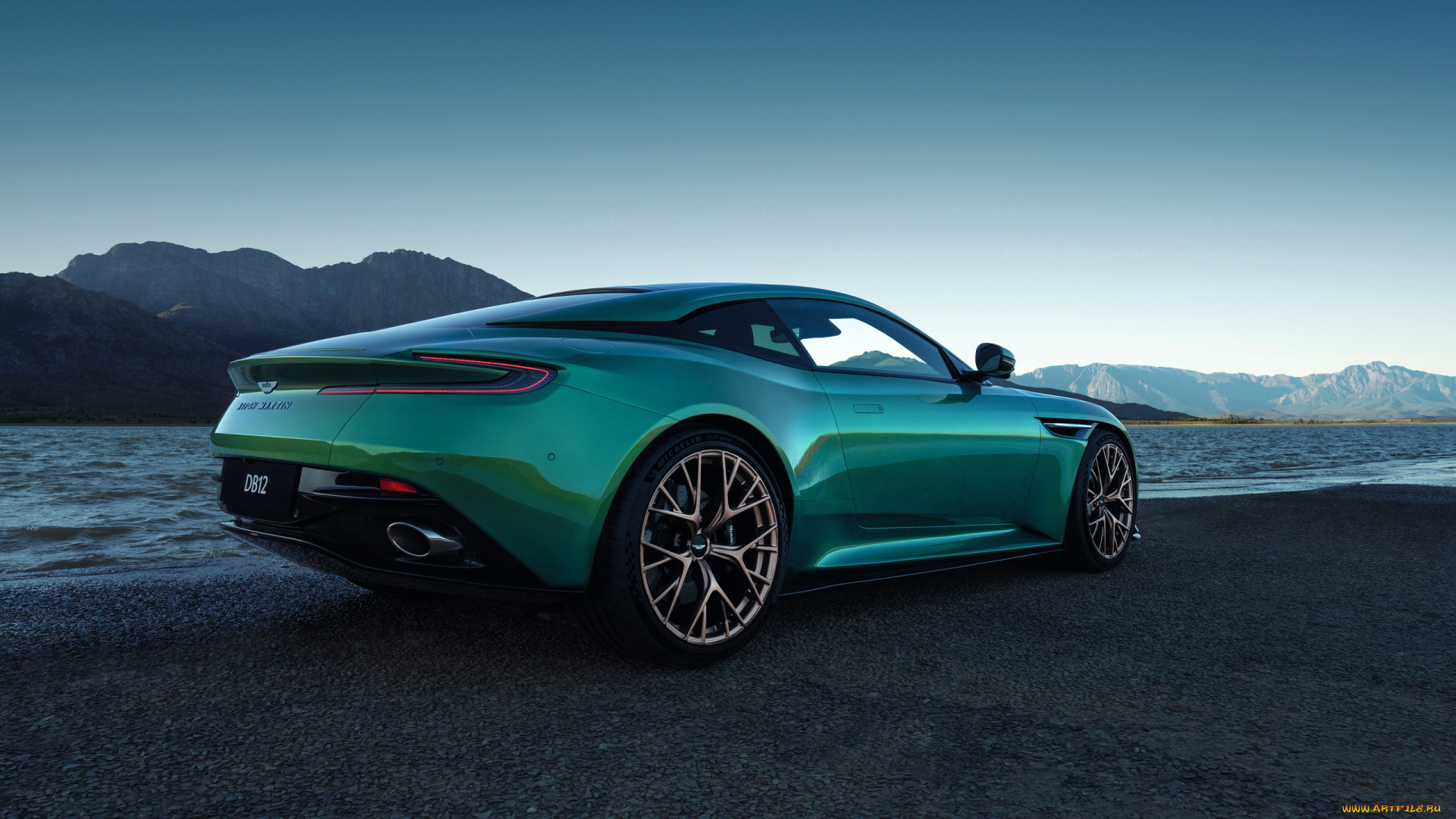 2023, aston, martin, db12, автомобили, aston, martin, aston, martin, db12, зеленый, побережье