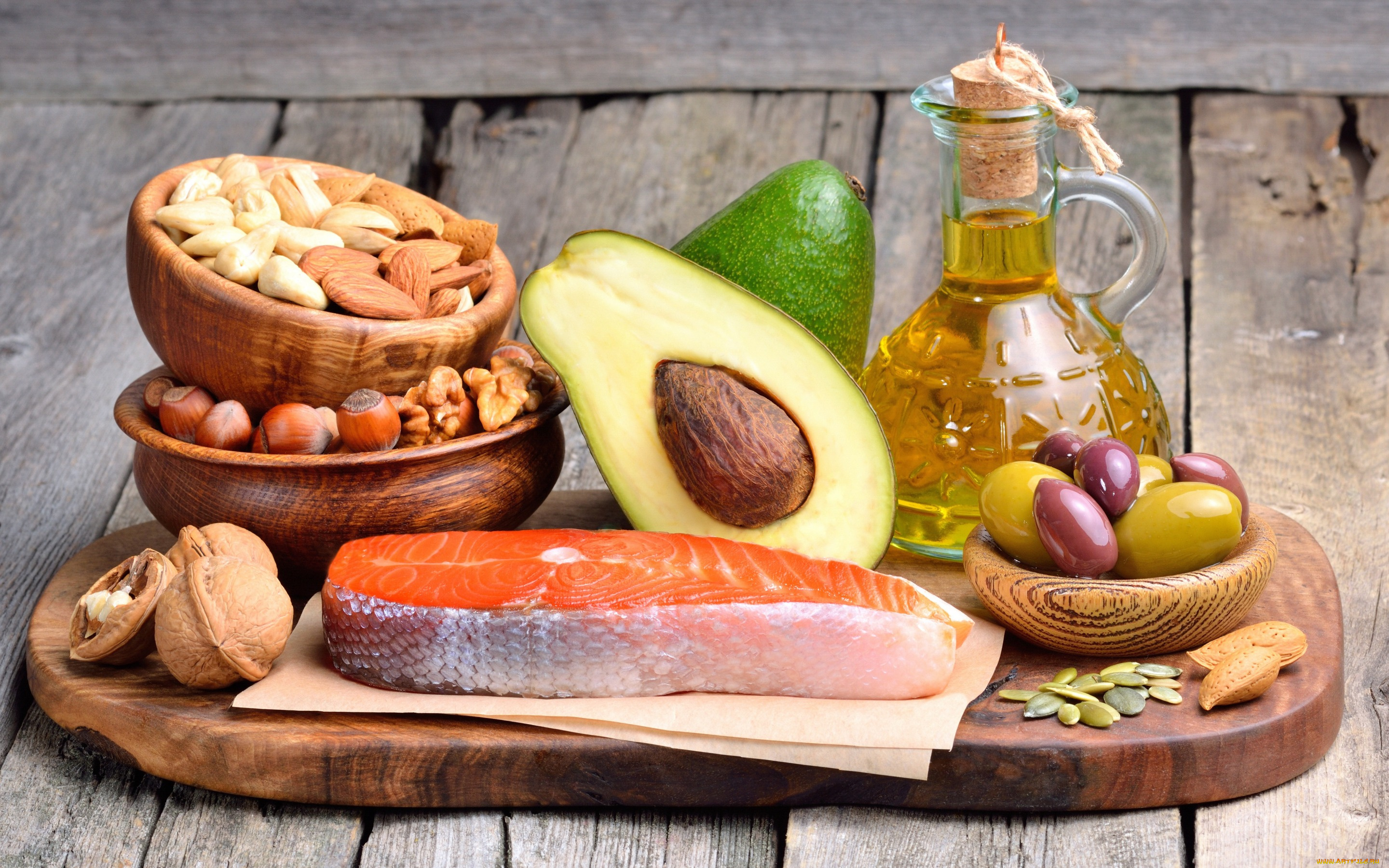 еда, разное, olive, рыба, fish, орехи, nuts, авокадо, масло, доска, оливки