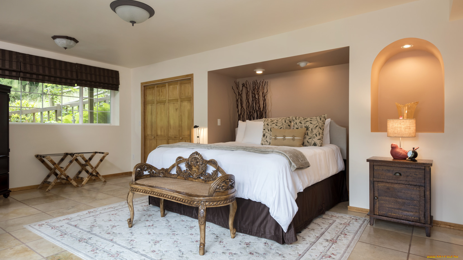 интерьер, спальня, дизайн, кровать, декор, комод, ниша