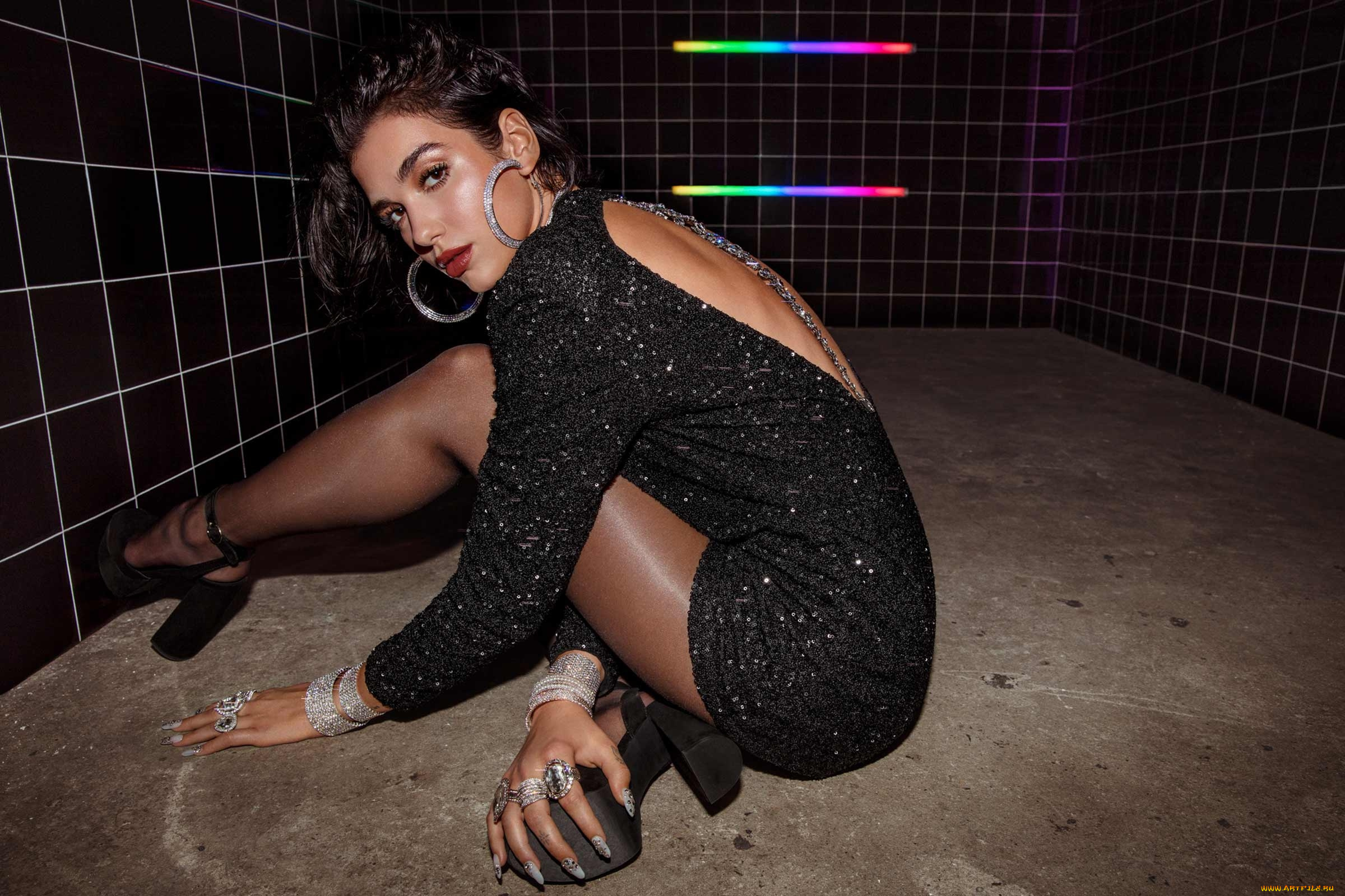 музыка, dua, lipa, серьги, украшения, поза