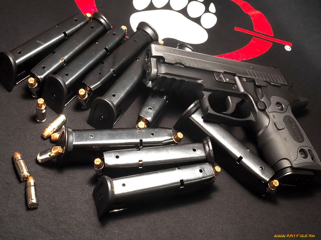 оружие, пистолеты