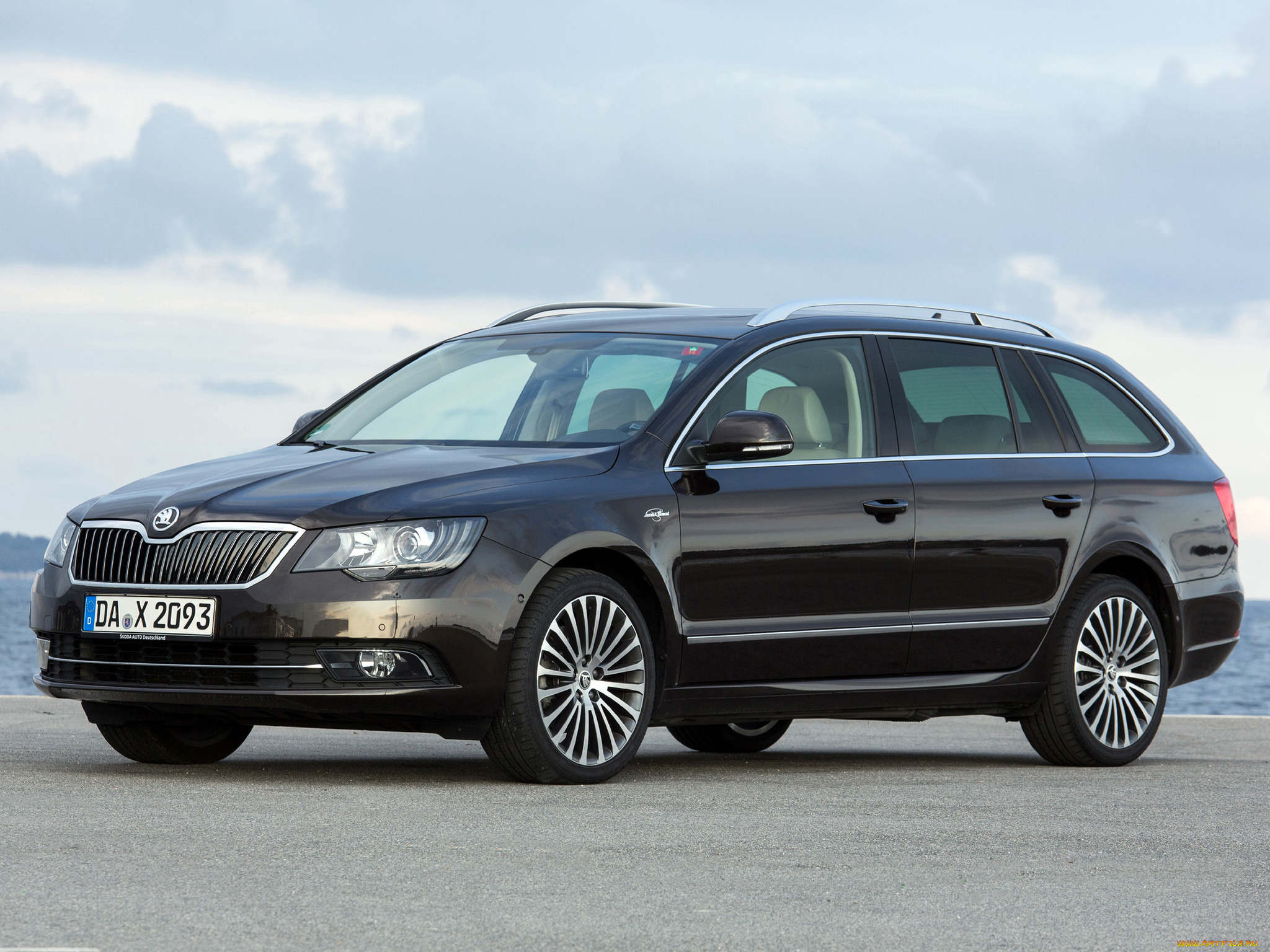 автомобили, skoda, superb, combi, laurin, klement, темный