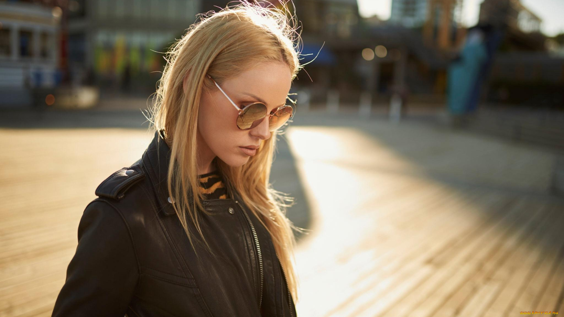 девушки, -unsort, , блондинки, , светловолосые, блондинка, очки, куртка, город