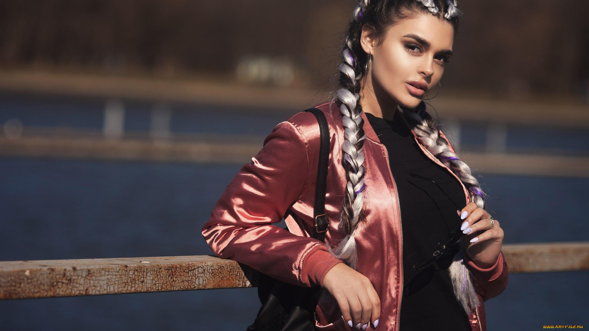 девушки, -unsort, , брюнетки, темноволосые, брюнетка, косы, куртка, сумка