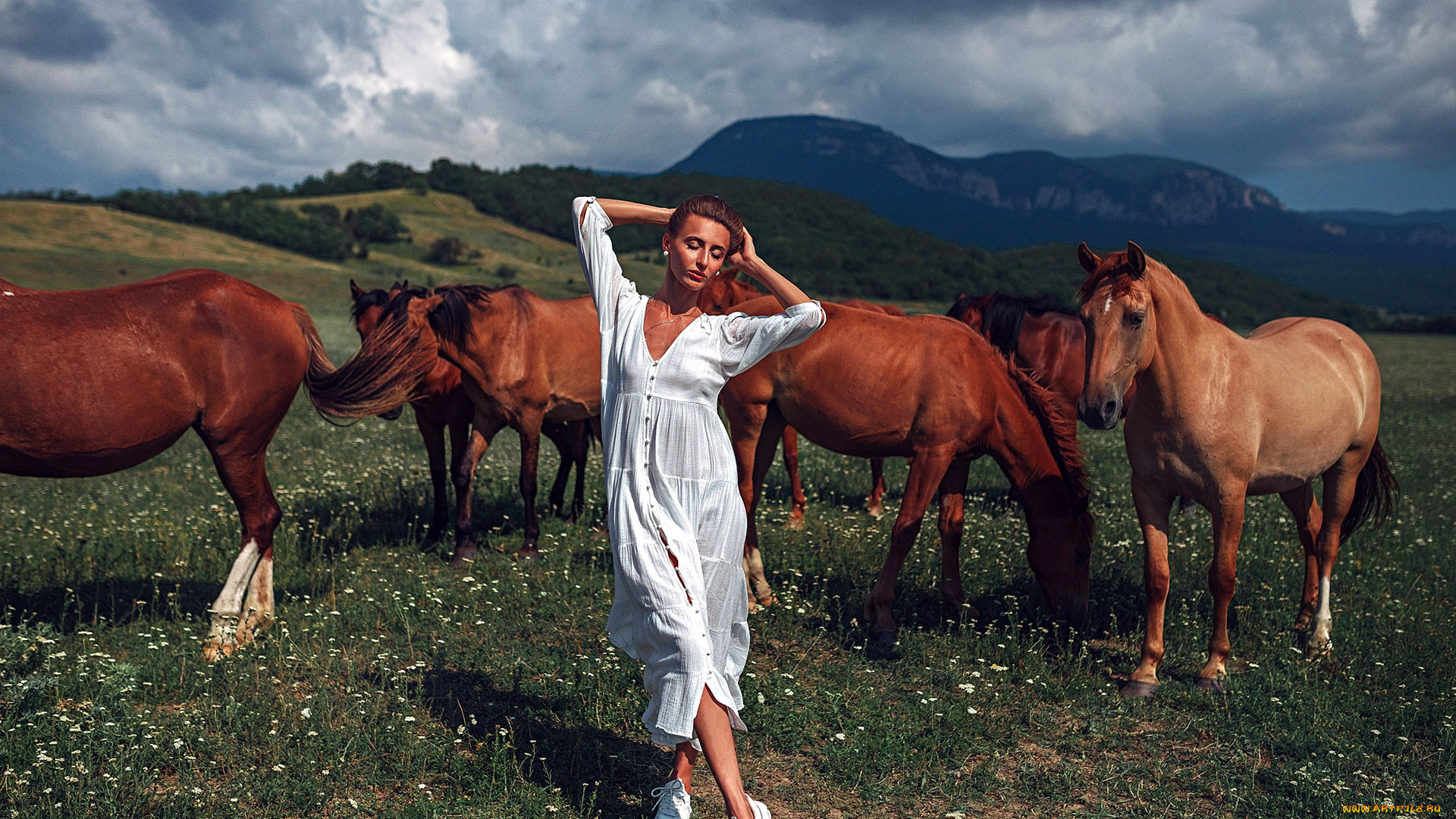 девушки, -, рыжеволосые, и, разноцветные, горы, луг, лошади