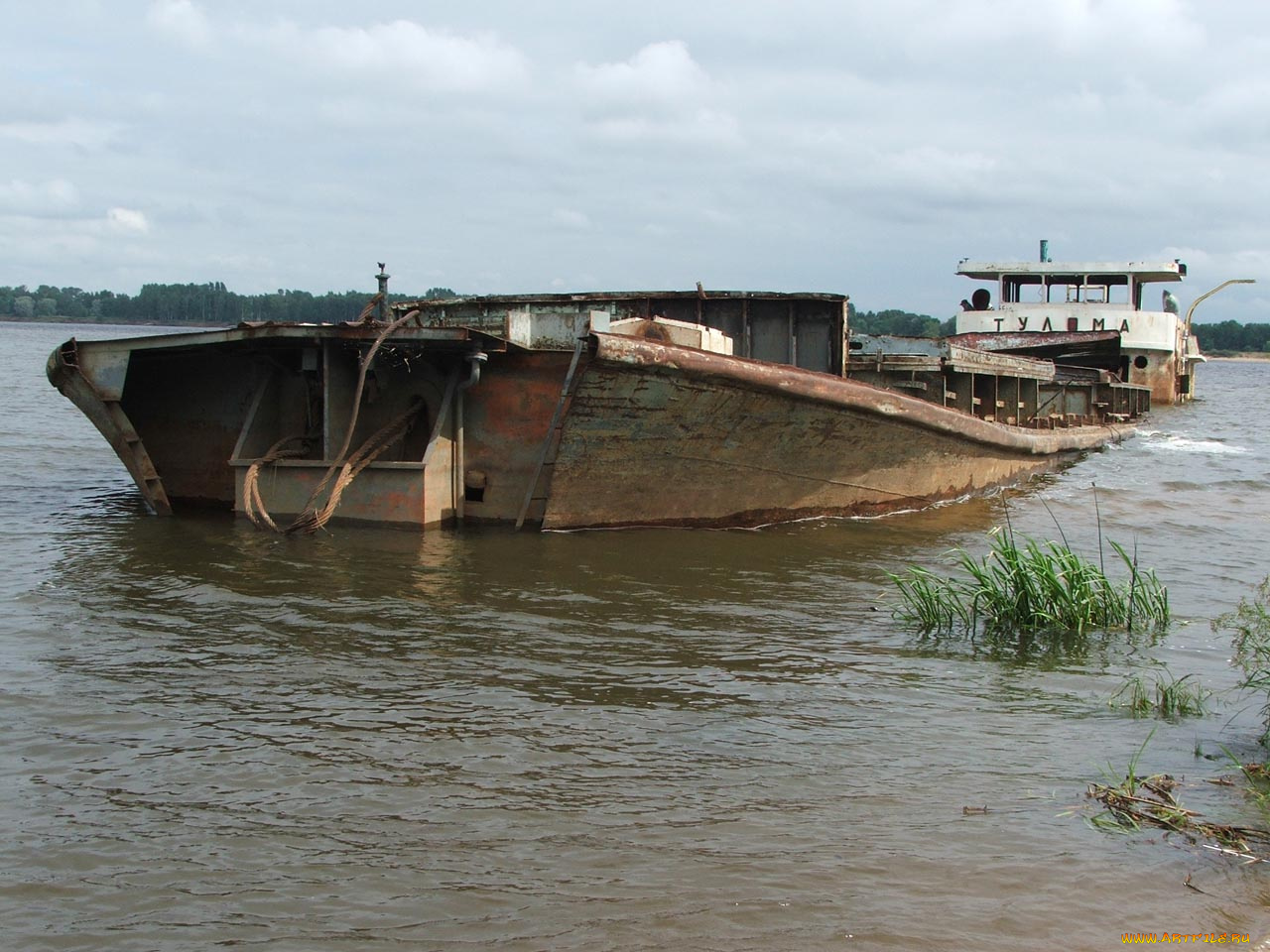 корабли, баржи