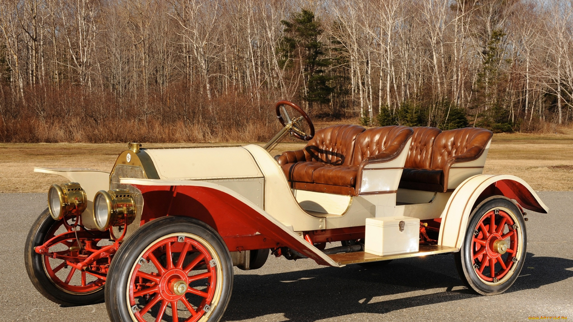 автомобили, классика, дорога, трава, автомобиль, небо, деревья