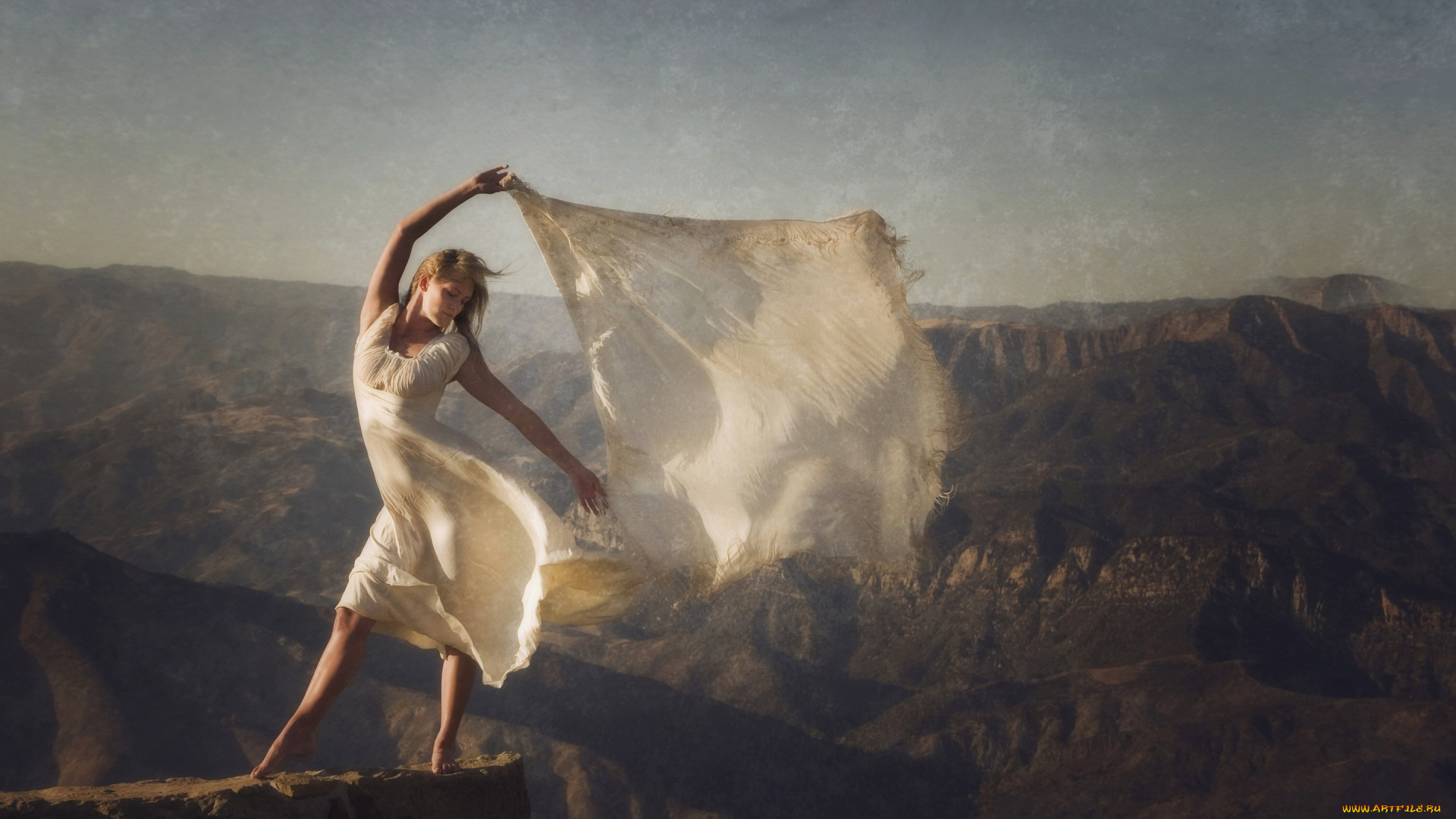 девушки, -unsort, , блондинки, платье, девушка, , , ветер, шаль, , , горы