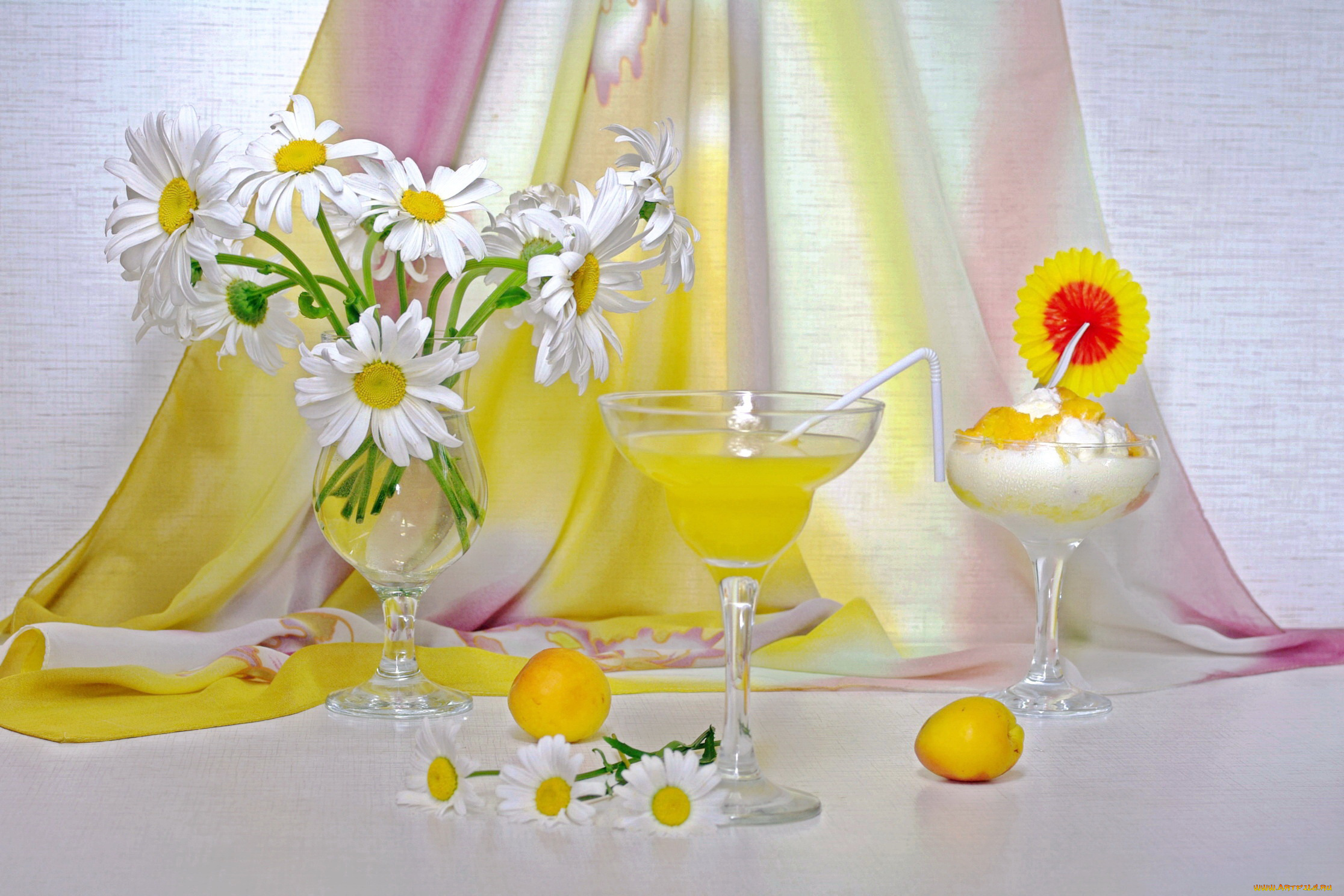еда, напитки, , коктейль, натюрморт, конкурс, букеты, цветы, сок, десерт, букет, абрикосы, лето, мороженое, ромашки