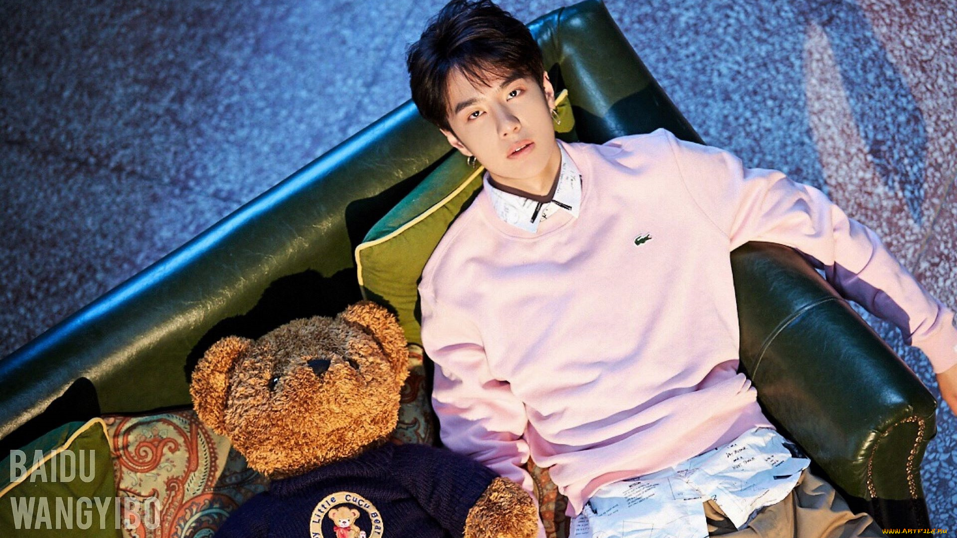мужчины, wang, yi, bo, актер, певец, свитер, диван, мишка