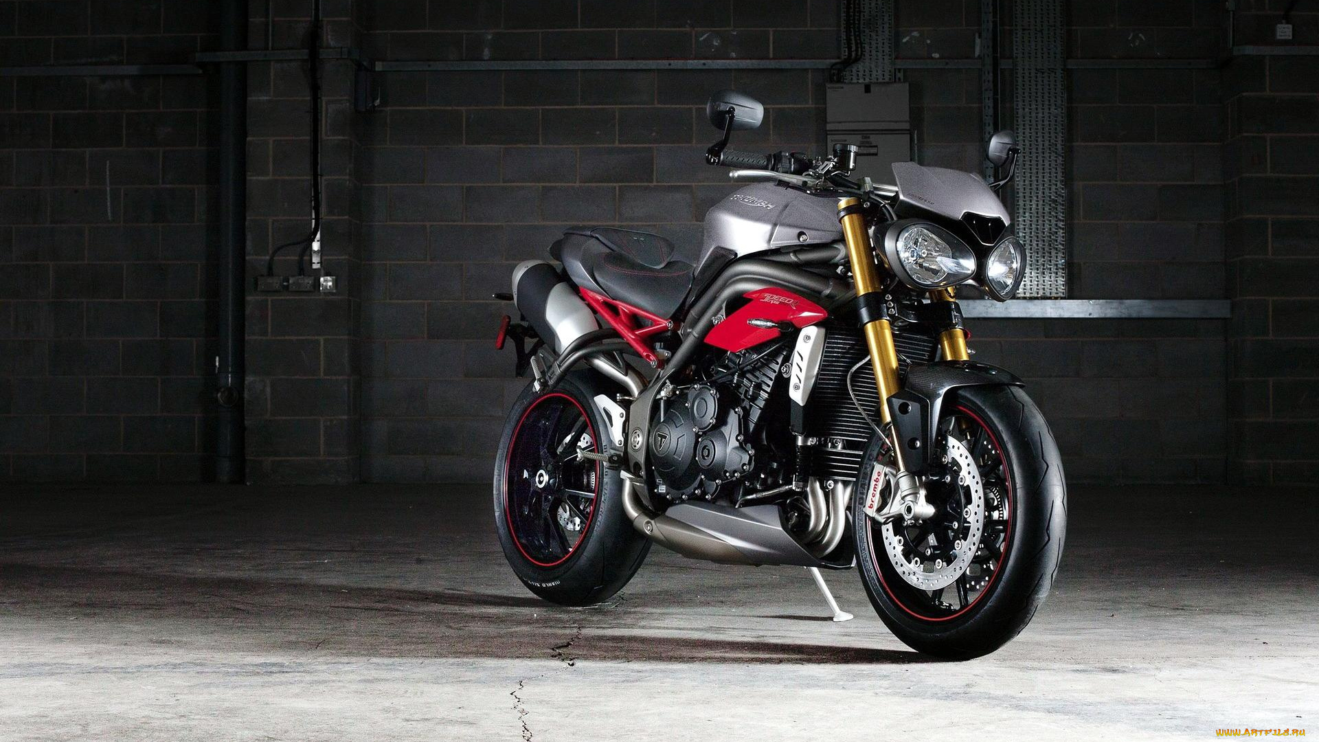 мотоциклы, triumph, мотоцикл, стена, трубы