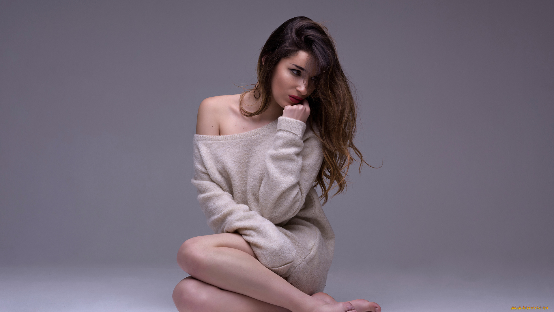 бестия, девушки, -, брюнетки, , шатенки, девушка, женщина, брюнетка, темноволосая, сексуальная, модель, звезда, позирует, разная, обувь, верхняя, стильная, одежда, нижнее, эротическое, бельё, трусы, лифчик, колготки, чулки, аксессуары, макияж, и, множество, элементов, на, фотографии