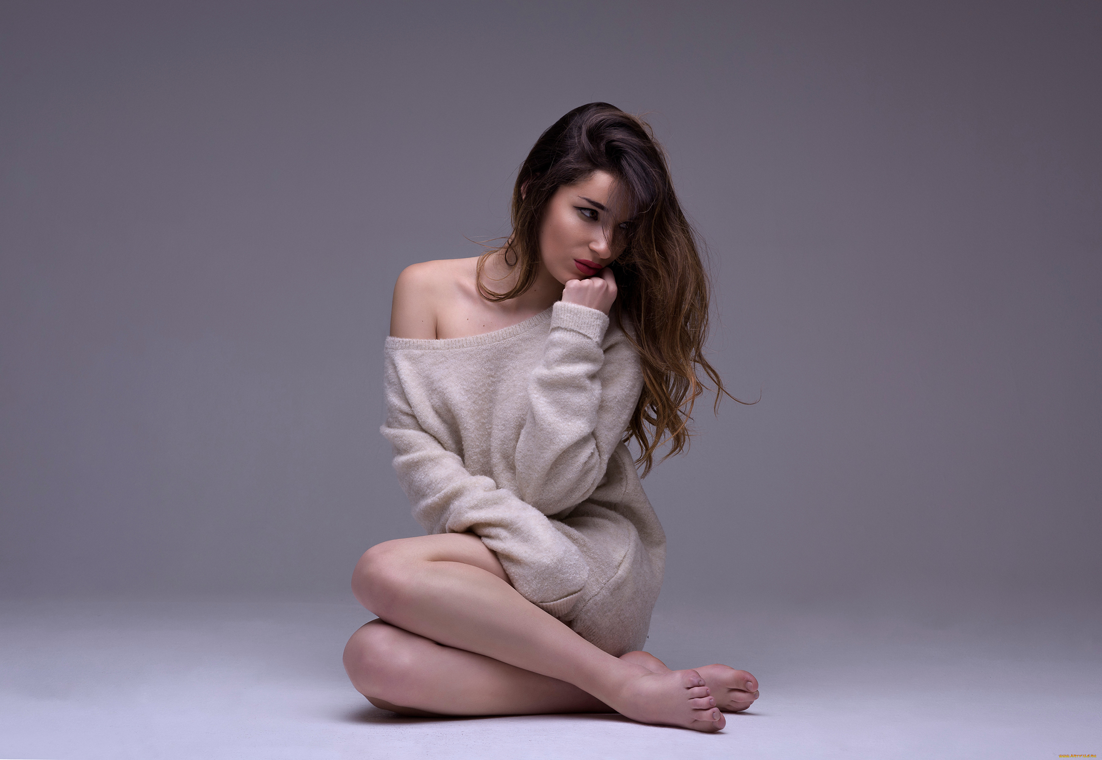 бестия, девушки, -, брюнетки, , шатенки, девушка, женщина, брюнетка, темноволосая, сексуальная, модель, звезда, позирует, разная, обувь, верхняя, стильная, одежда, нижнее, эротическое, бельё, трусы, лифчик, колготки, чулки, аксессуары, макияж, и, множество, элементов, на, фотографии