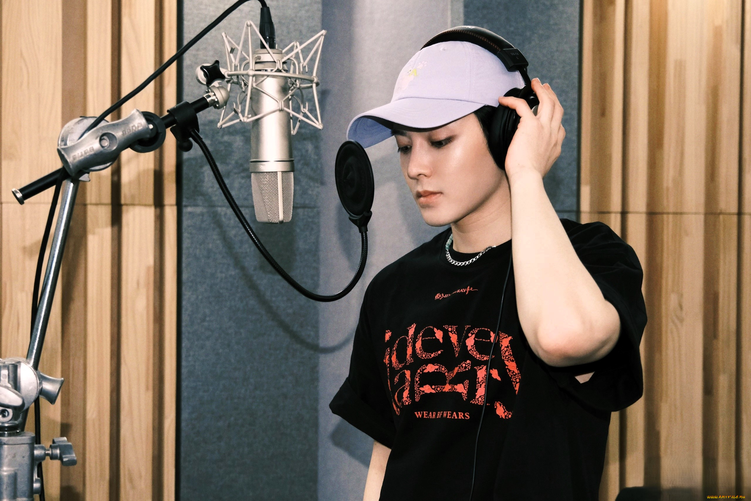 мужчины, hou, ming, hao, актер, кепка, наушники, микрофон, футболка, запись