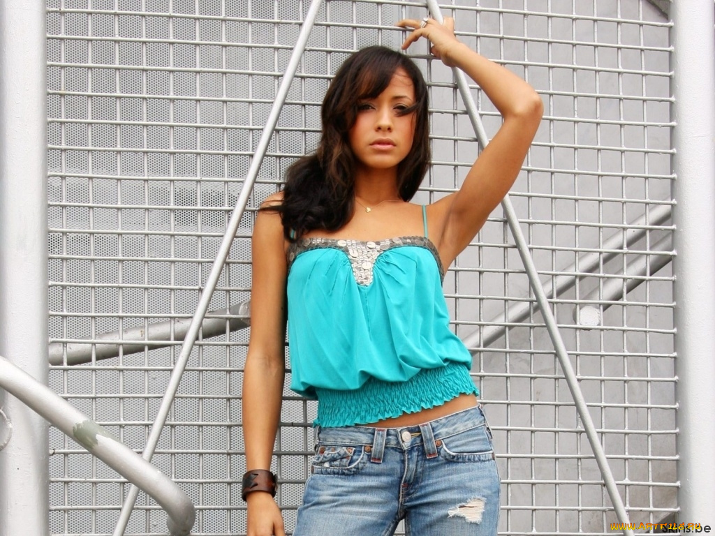 Dania, Ramirez, девушки