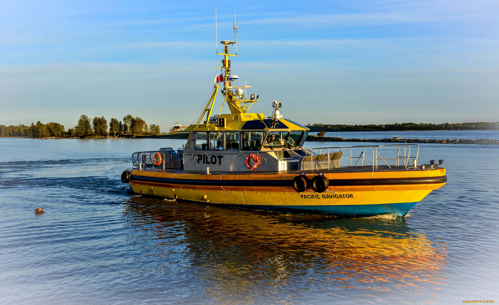 корабли, катера, лоцман