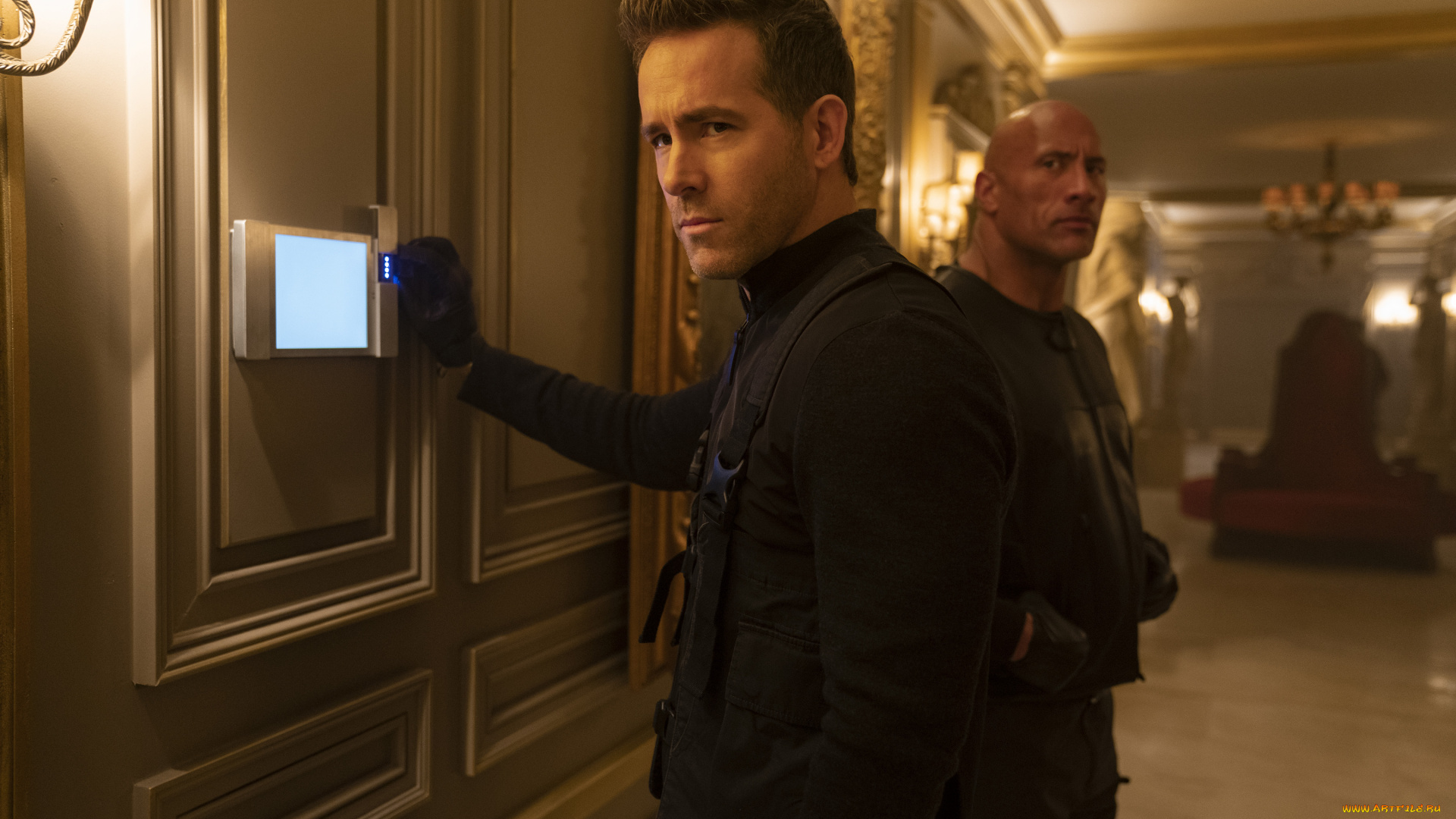 red, notice, , , 2021, , кино, фильмы, red, notice, красное, уведомление, боевик, триллер, комедия, криминал, дуэйн, джонсон, райан, рейнольдс, john, hartley, nolan, booth