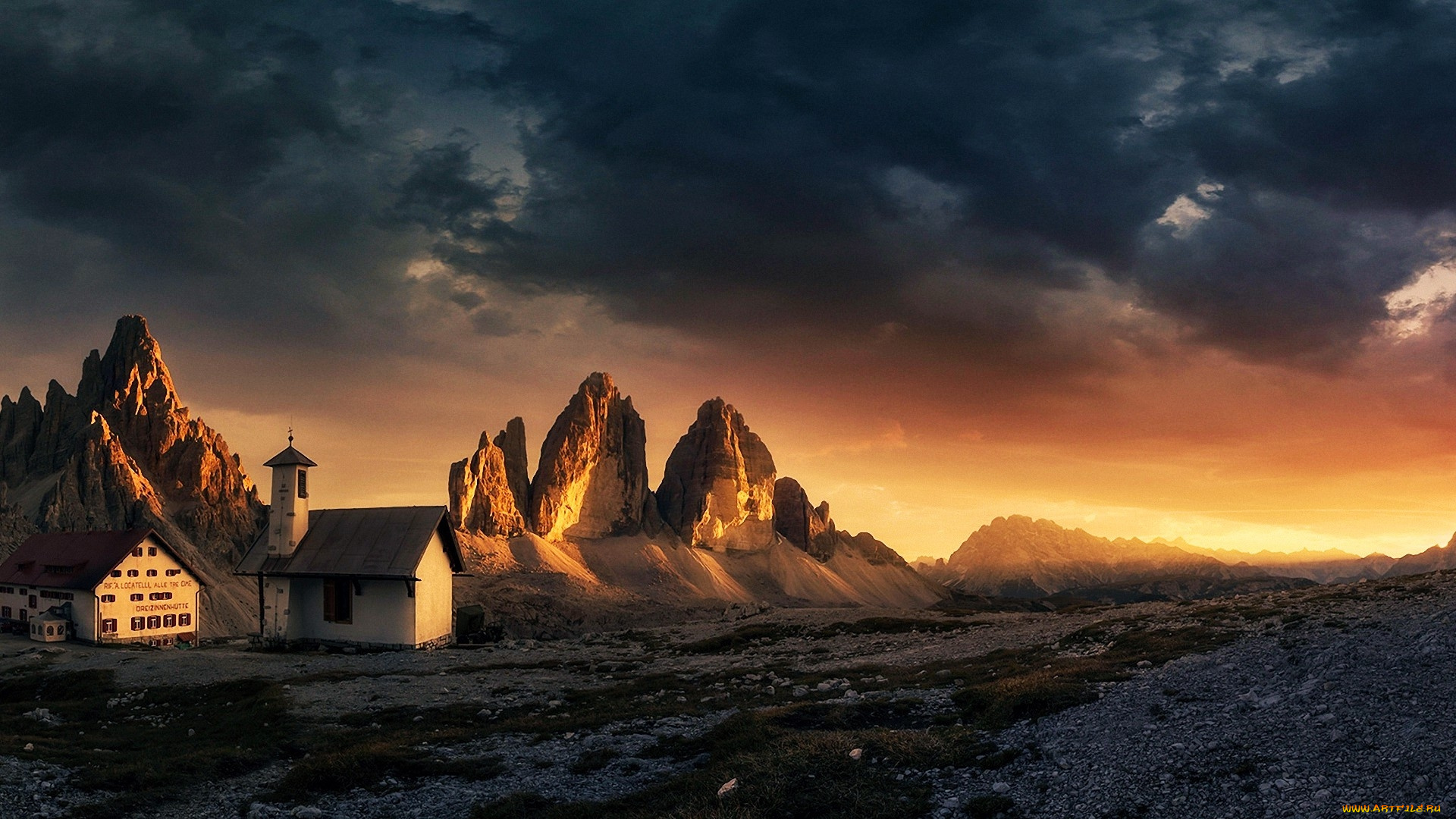 tre, cime, di, lavaredo, at, sunset, dolomites, italy, города, -, католические, соборы, , костелы, , аббатства, tre, cime, di, lavaredo, at, sunset