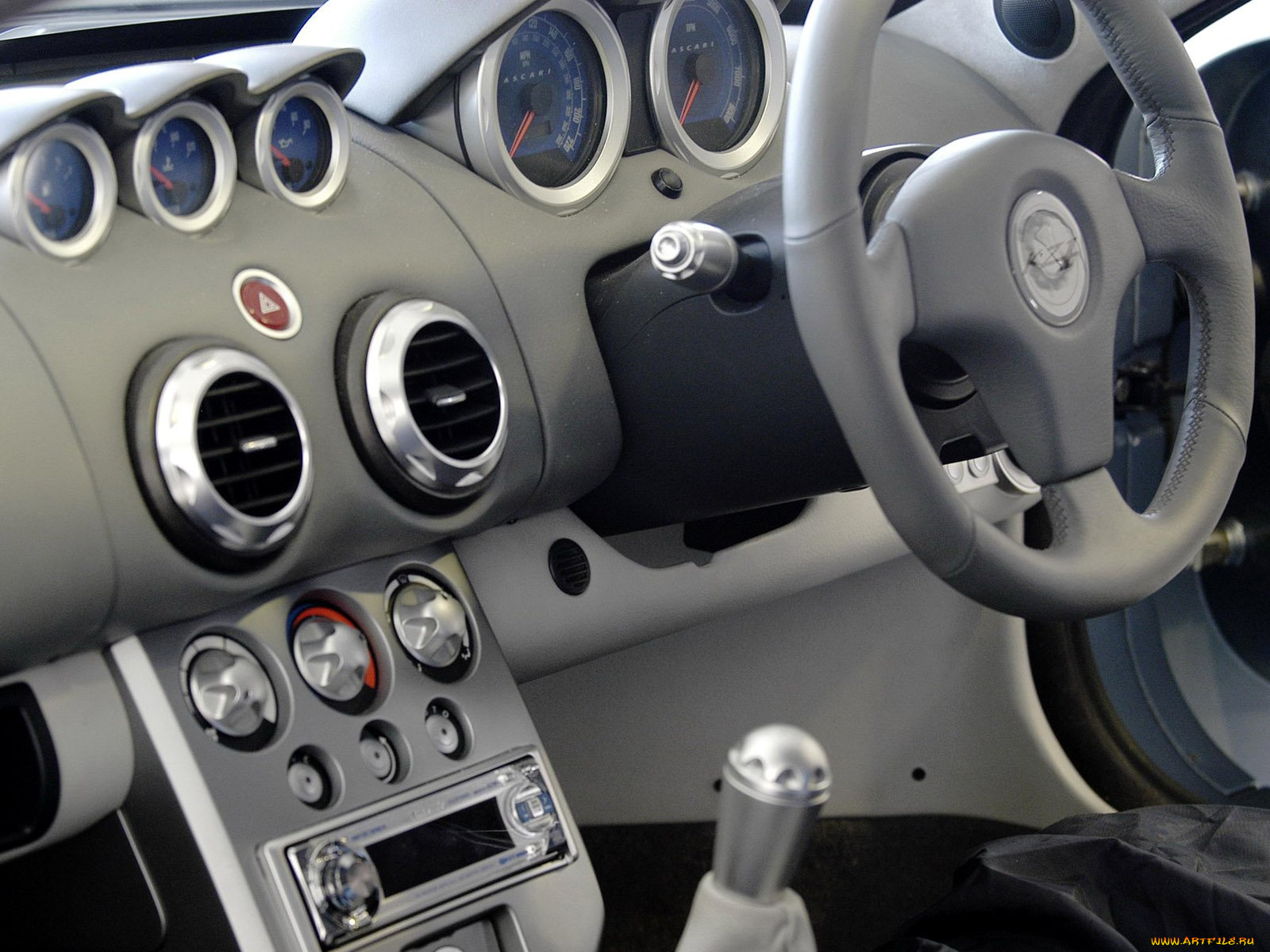 автомобили, спидометры, торпедо