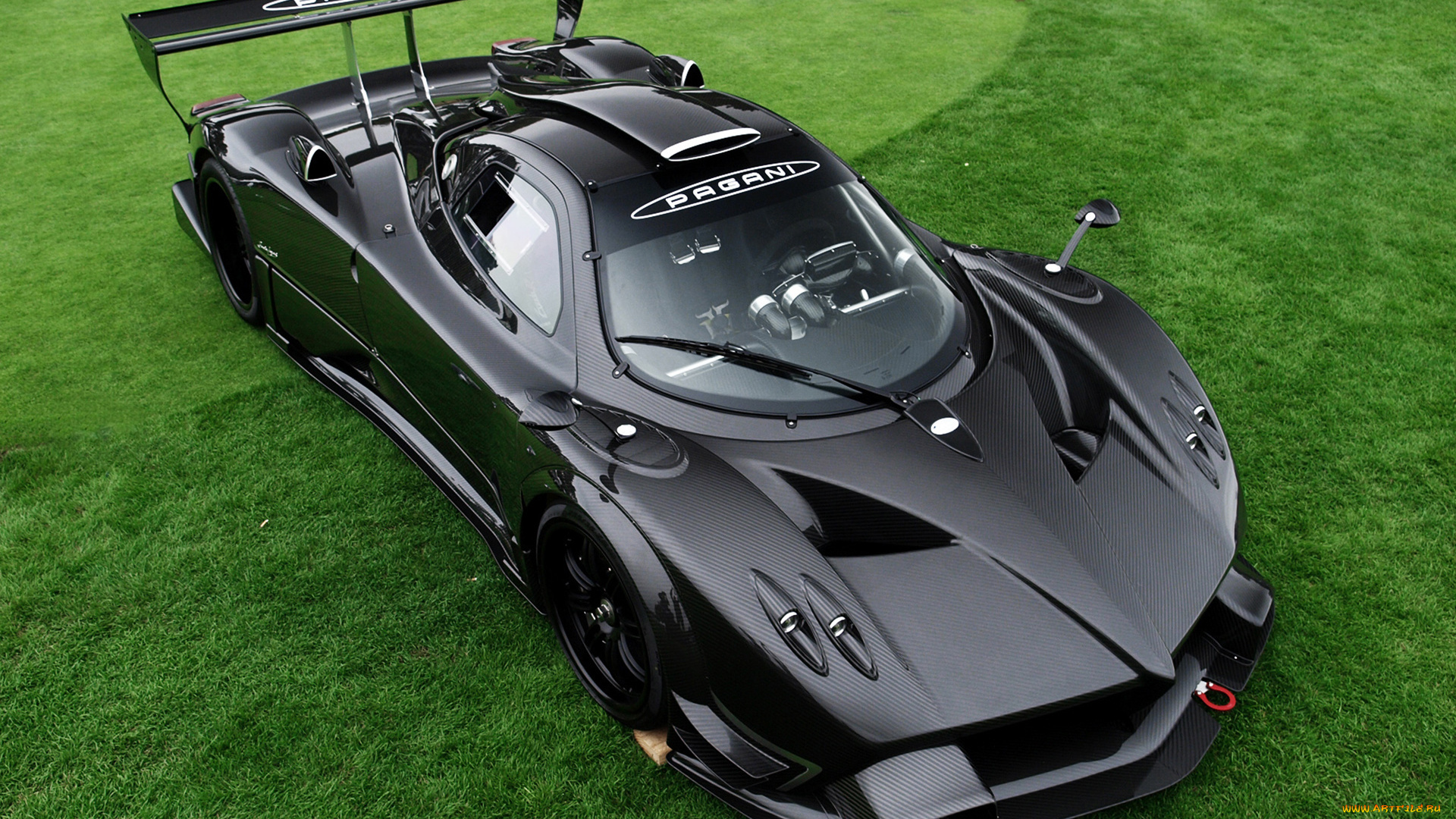 автомобили, pagani