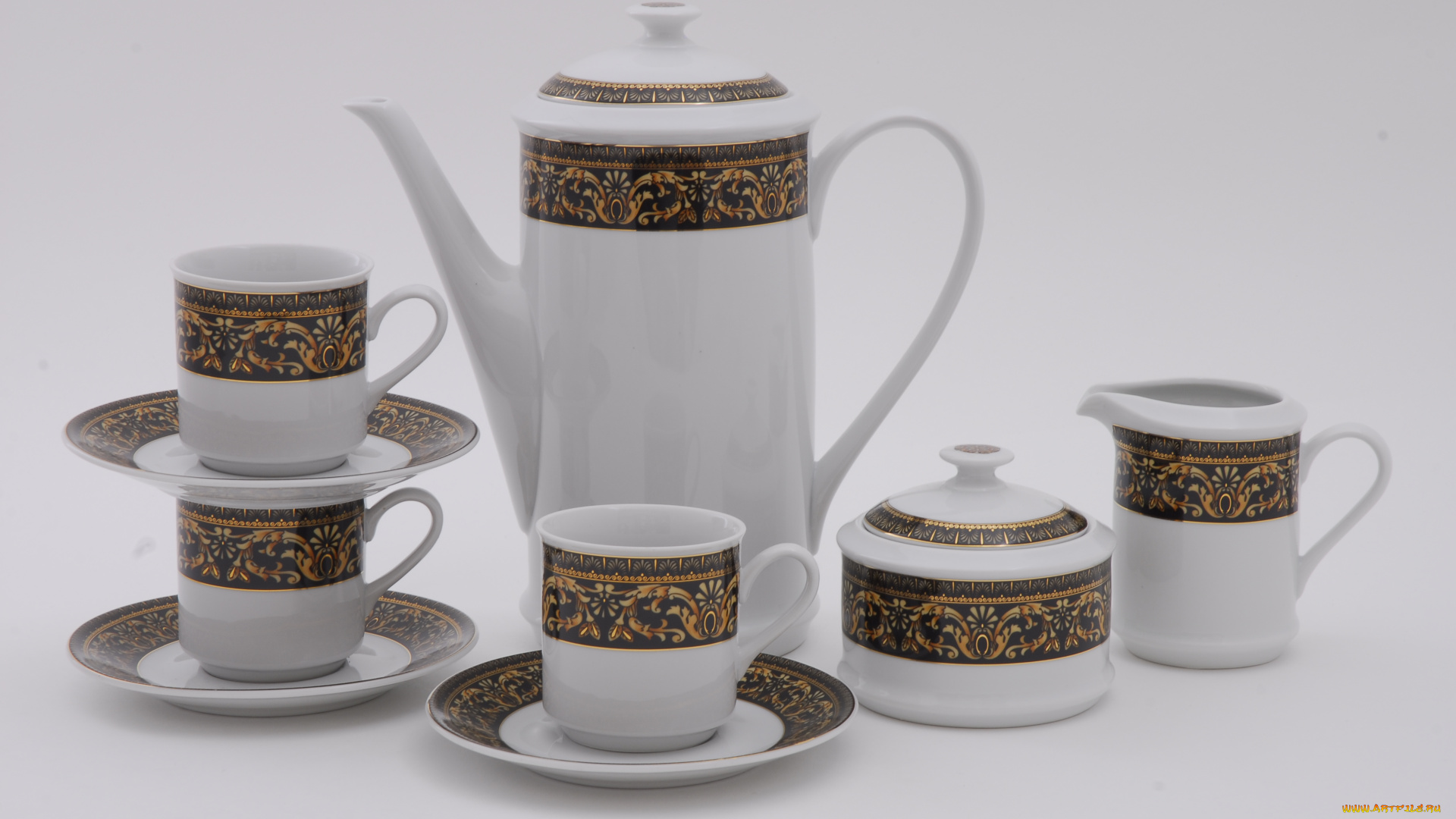 разное, посуда, столовые, приборы, кухонная, утварь, чайник, тарелочки, чашки, сервиз, фарфор