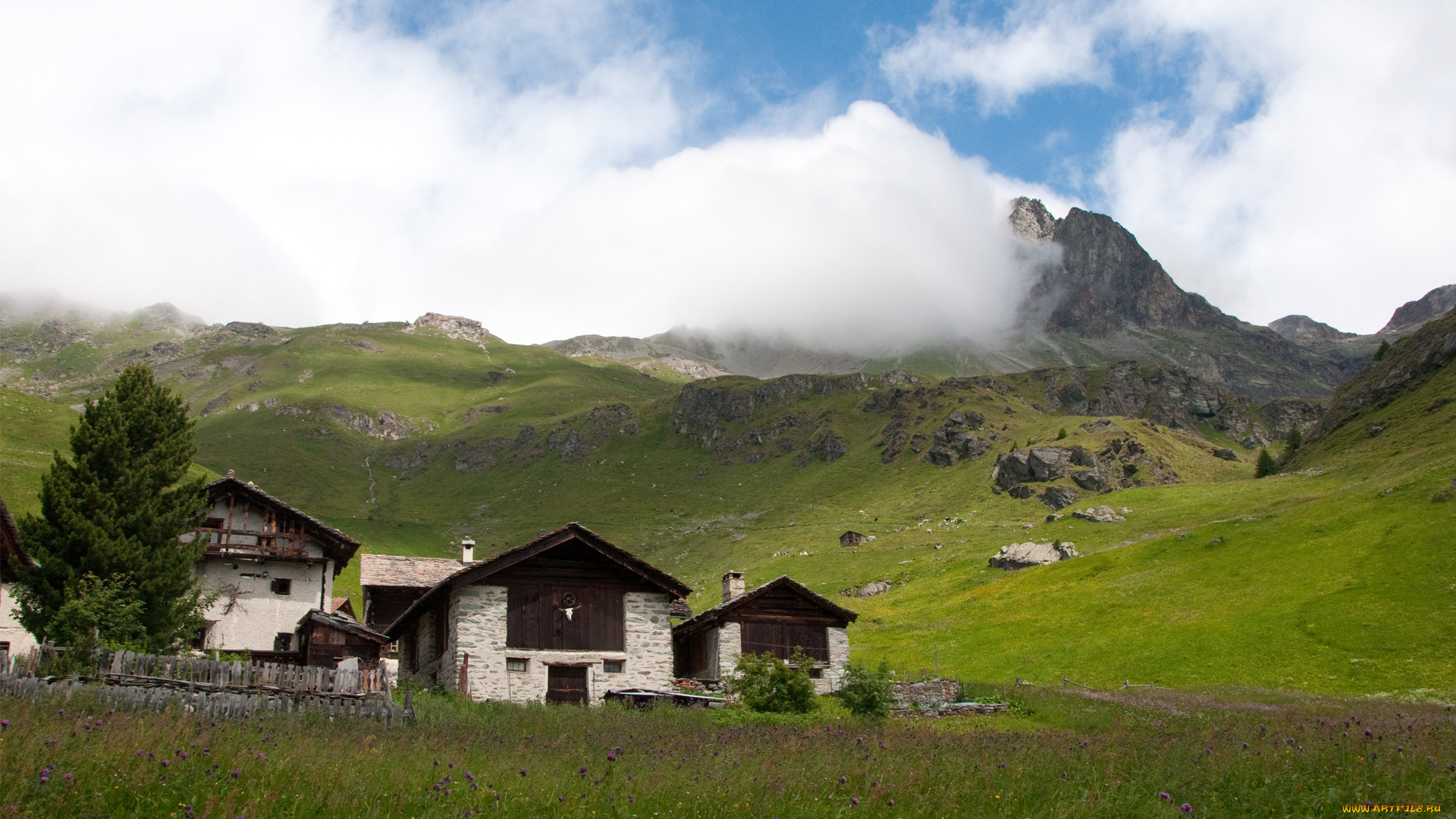 разное, сооружения, постройки, дома, холмы, горы, трава, зелень