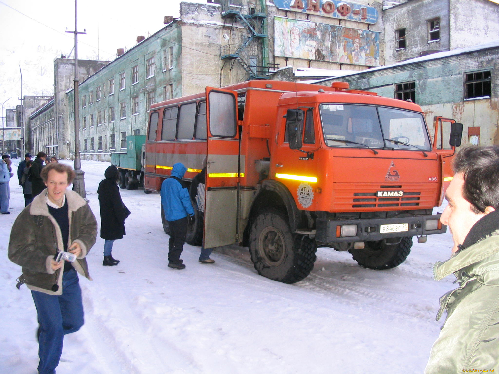 автомобили