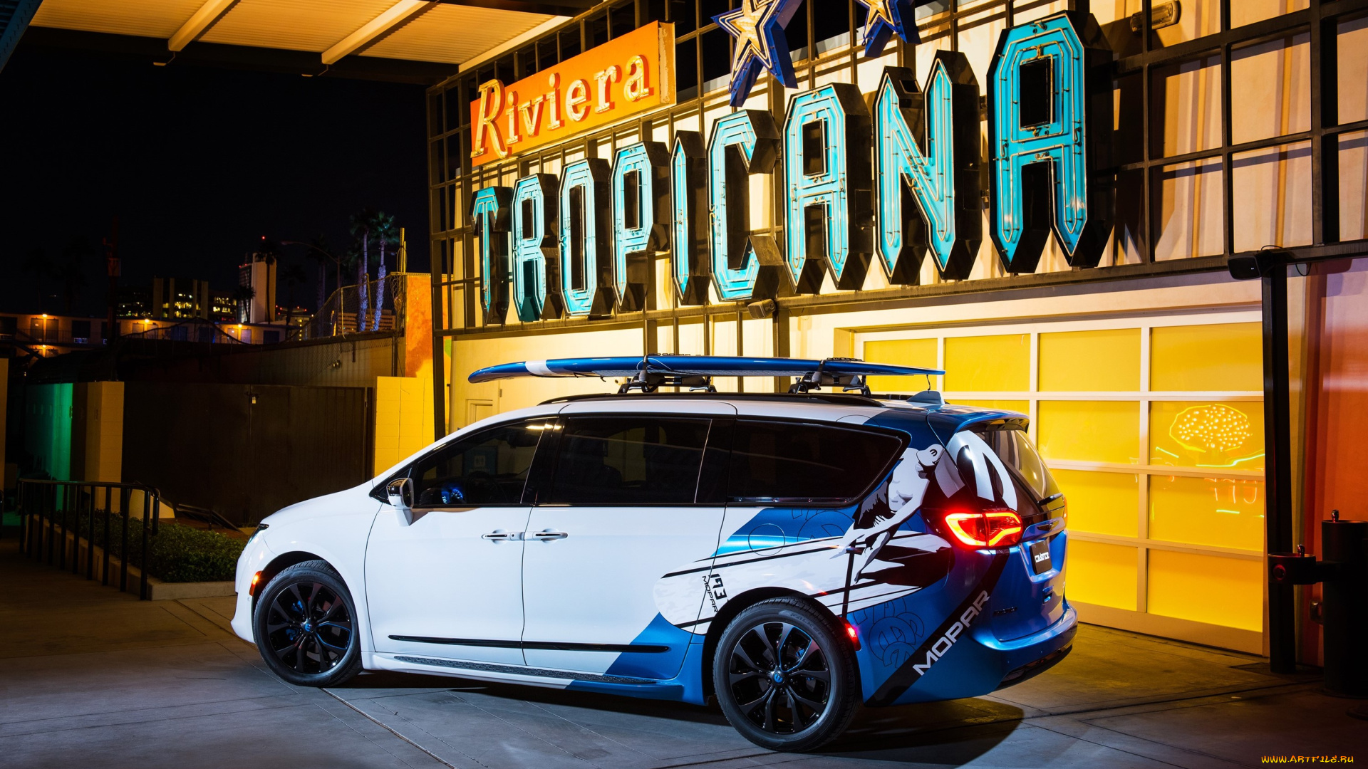 автомобили, chrysler