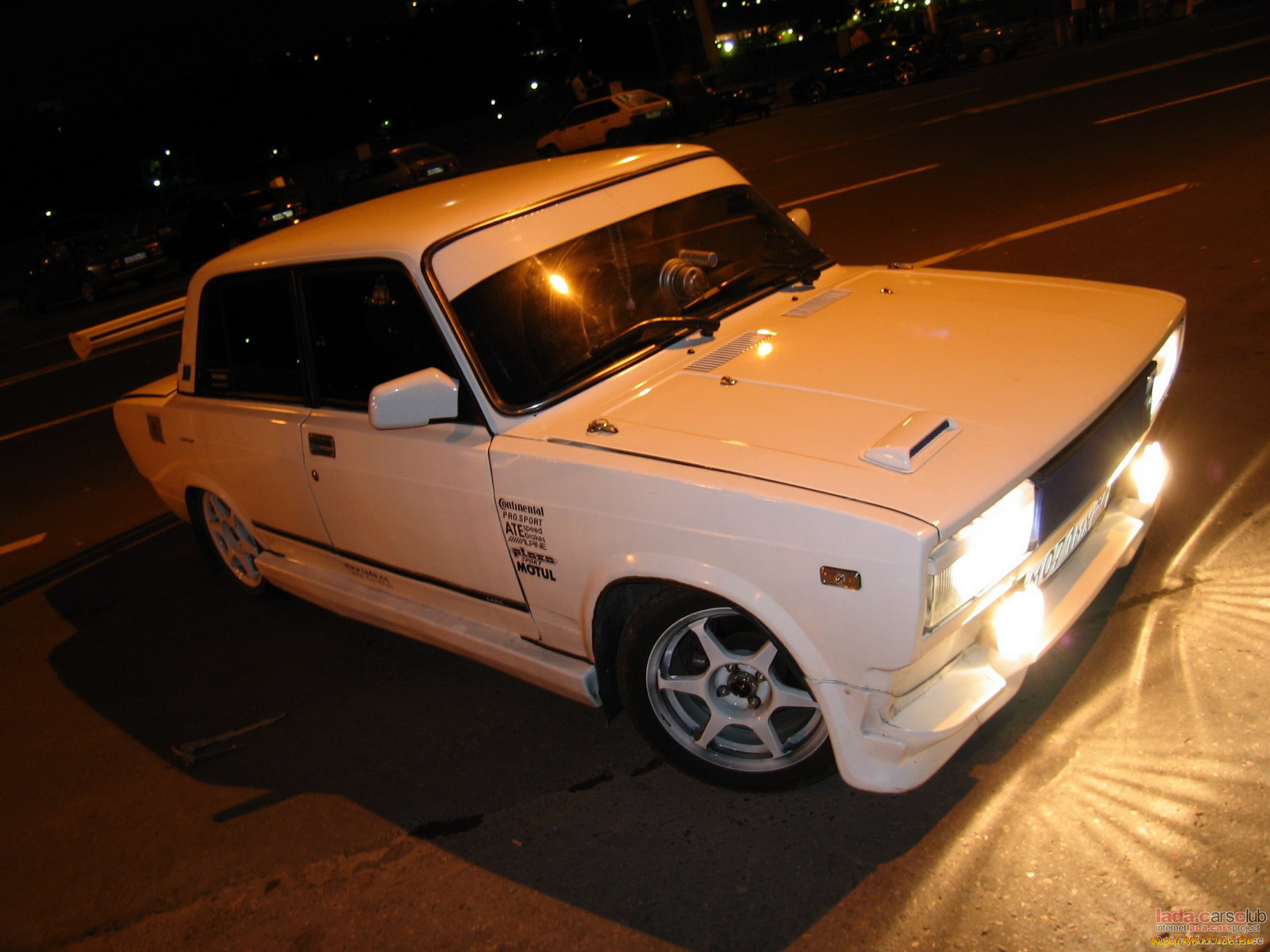 автомобили, ваз