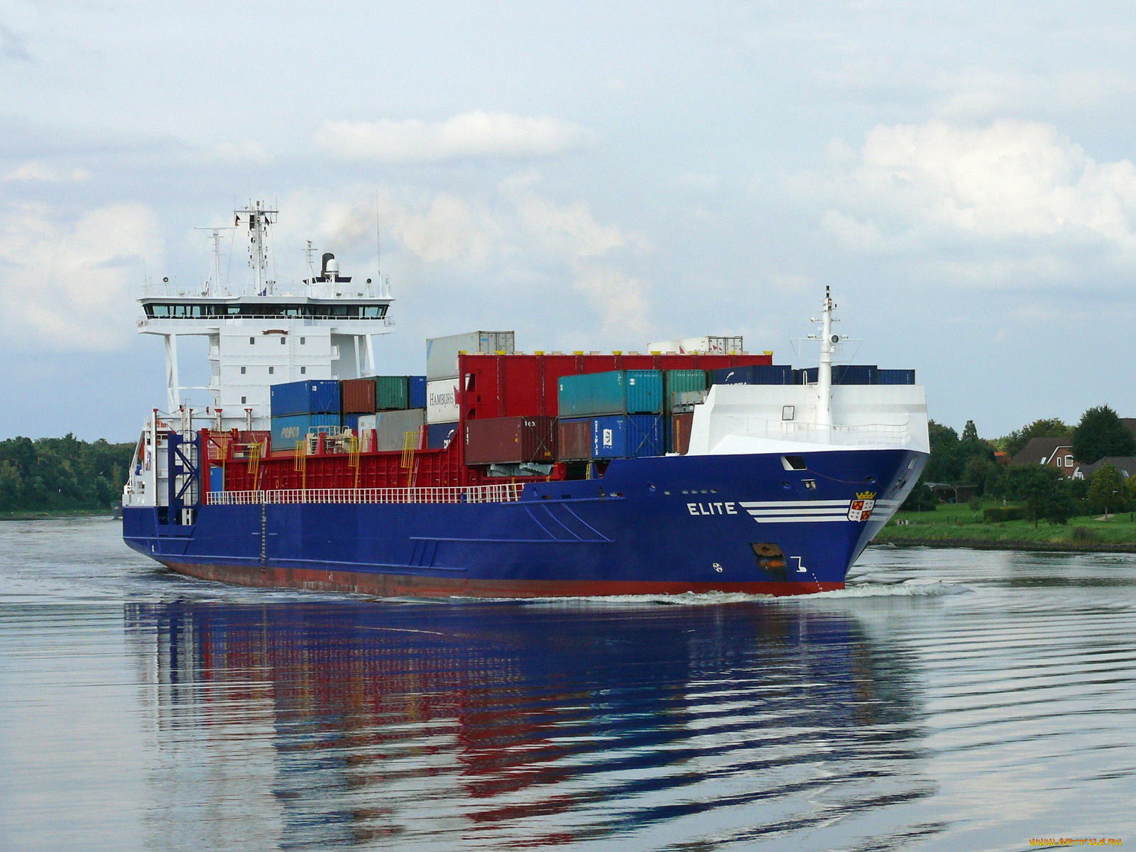 корабли, баржи