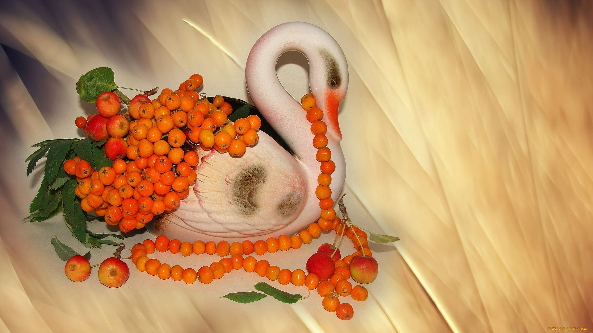 еда, натюрморт, ваза, рябина