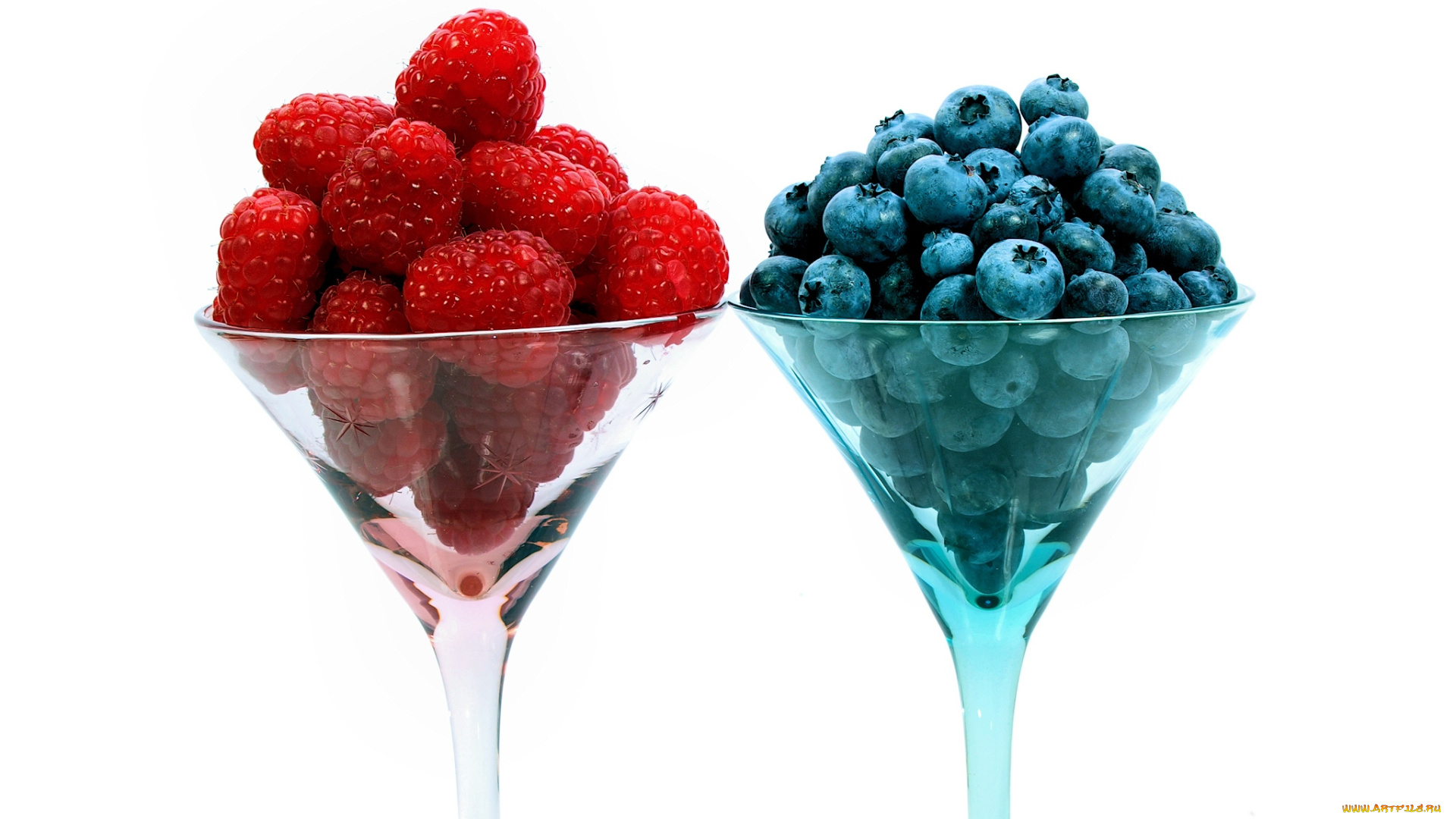 еда, фрукты, ягоды, малина, голубика, бокалы