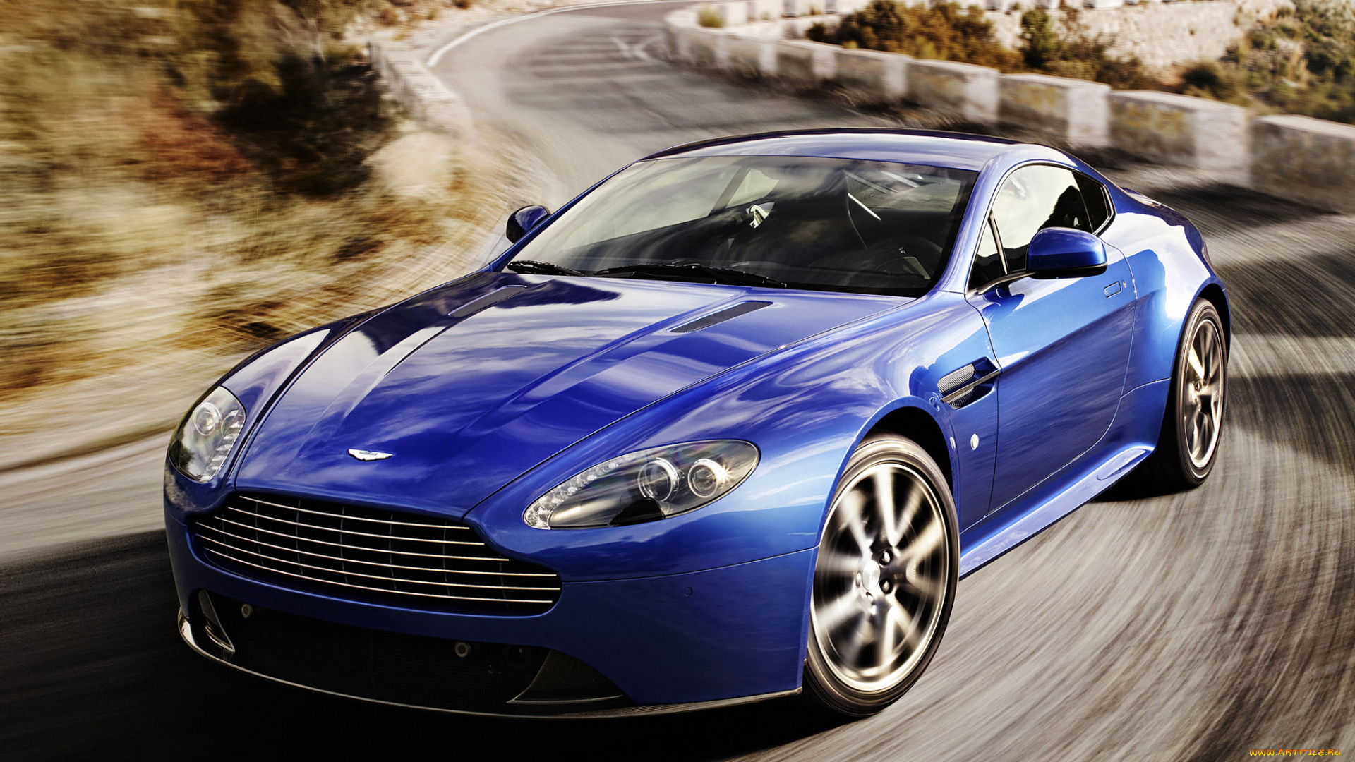 автомобили, aston, martin, астон-мартин, синий, скорость, дорога, трасса, шоссе, повороты