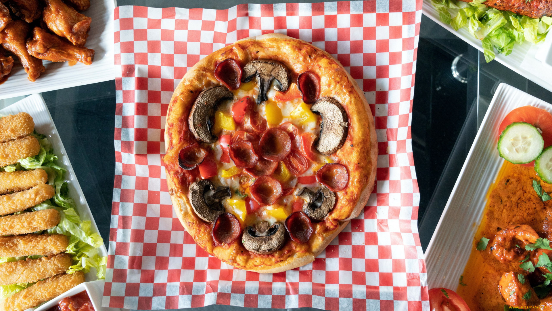 еда, пицца, колбаса, грибы