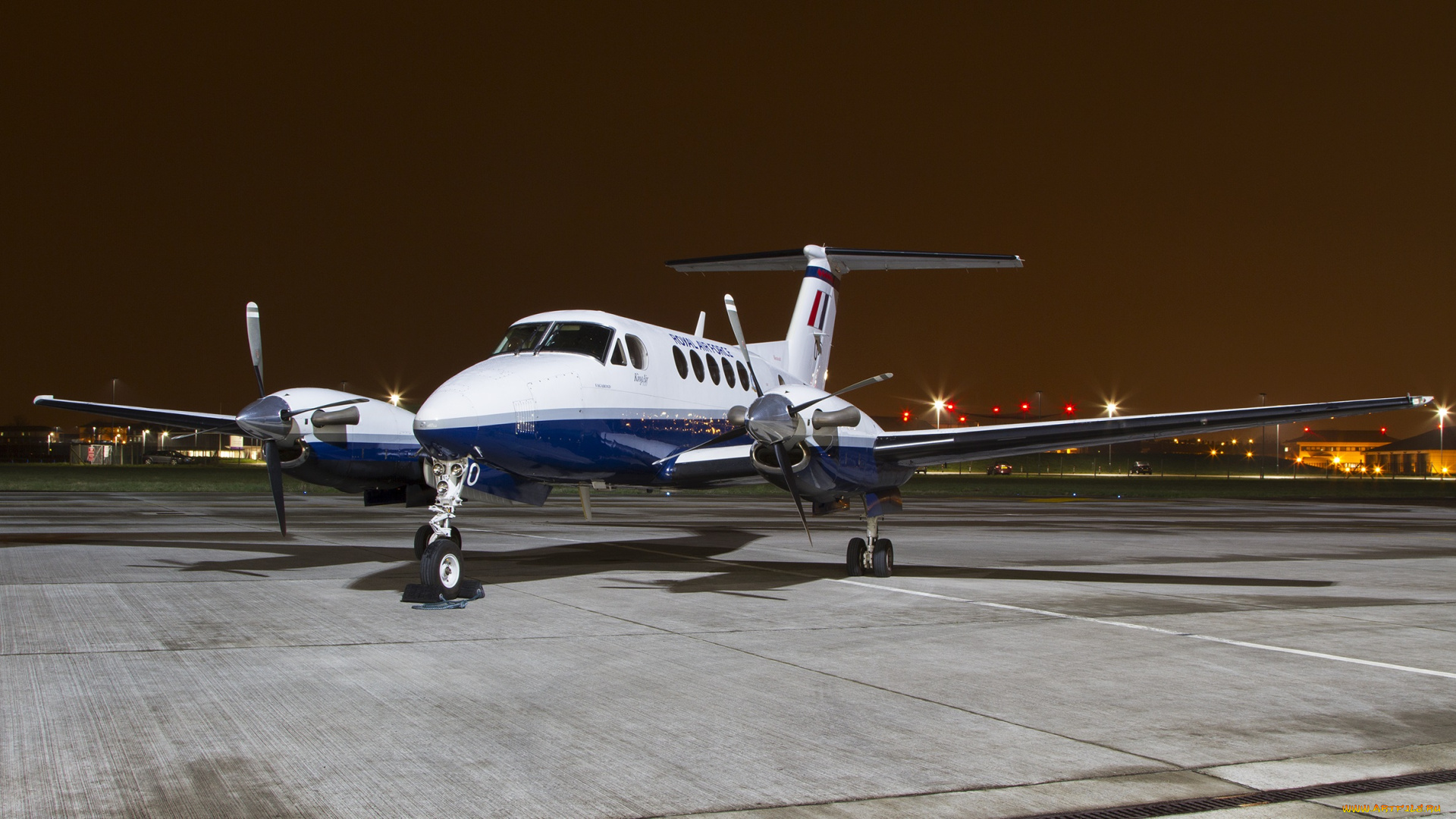 авиация, пассажирские, самолёты, ночь, аэродром, стоянка, самолёт
