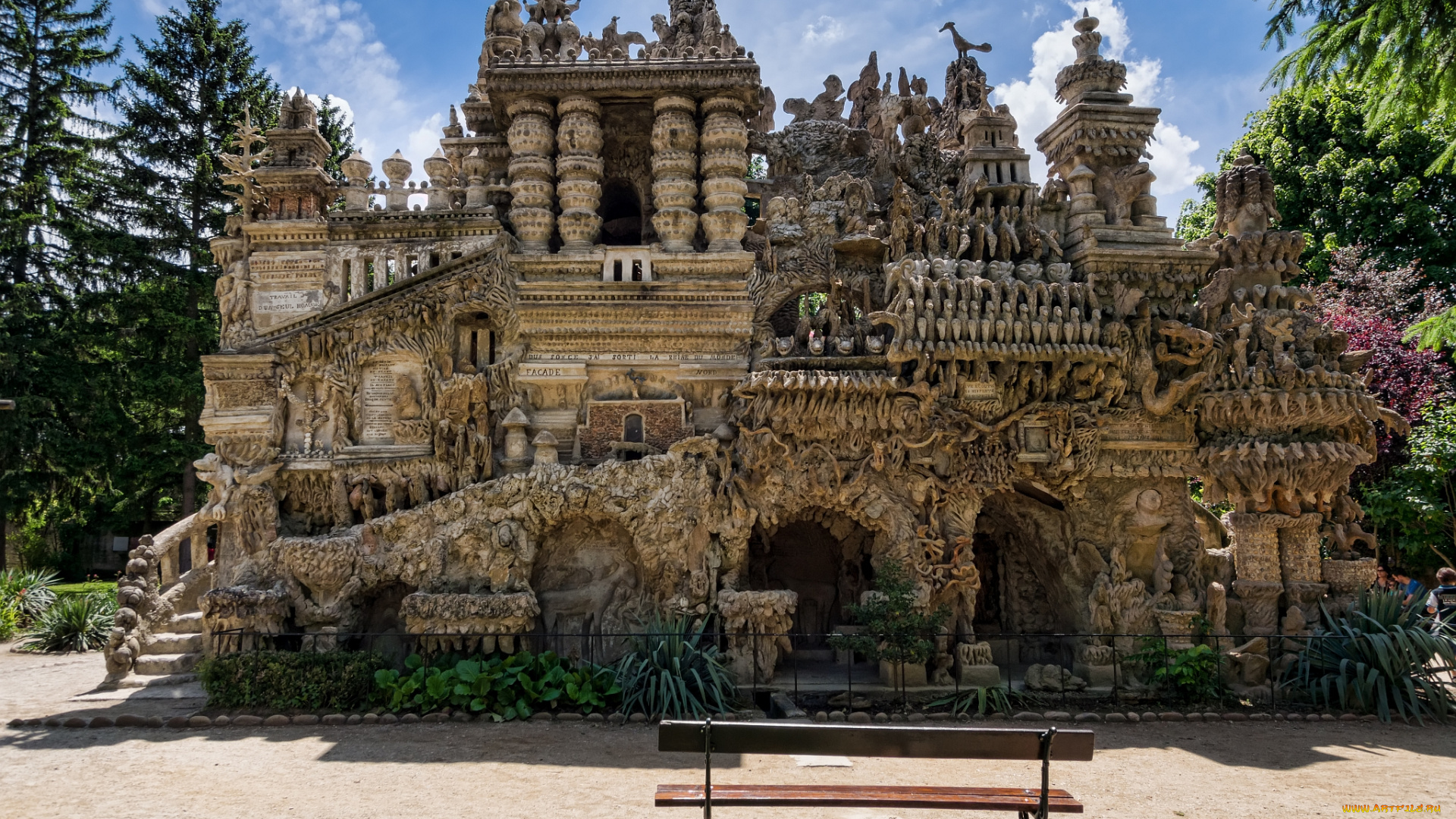 the, ideal, palace, of, cheval, postman, -, hauterives, , france, города, -, исторические, , архитектурные, памятники, скамейка, парк