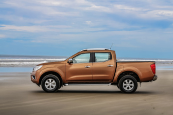 обоя автомобили, nissan, datsun