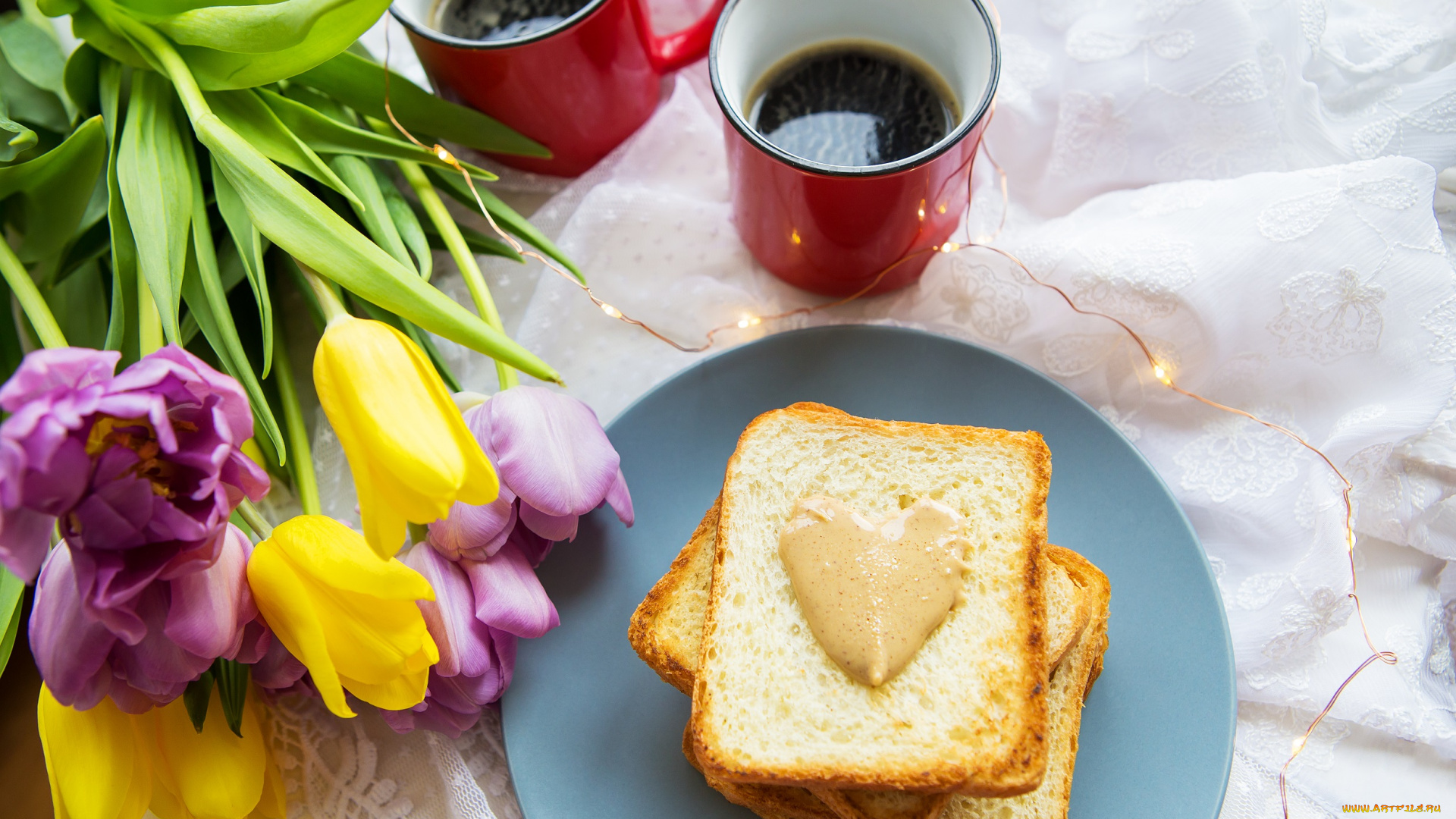 еда, хлеб, , выпечка, тосты, кофе, тюльпаны
