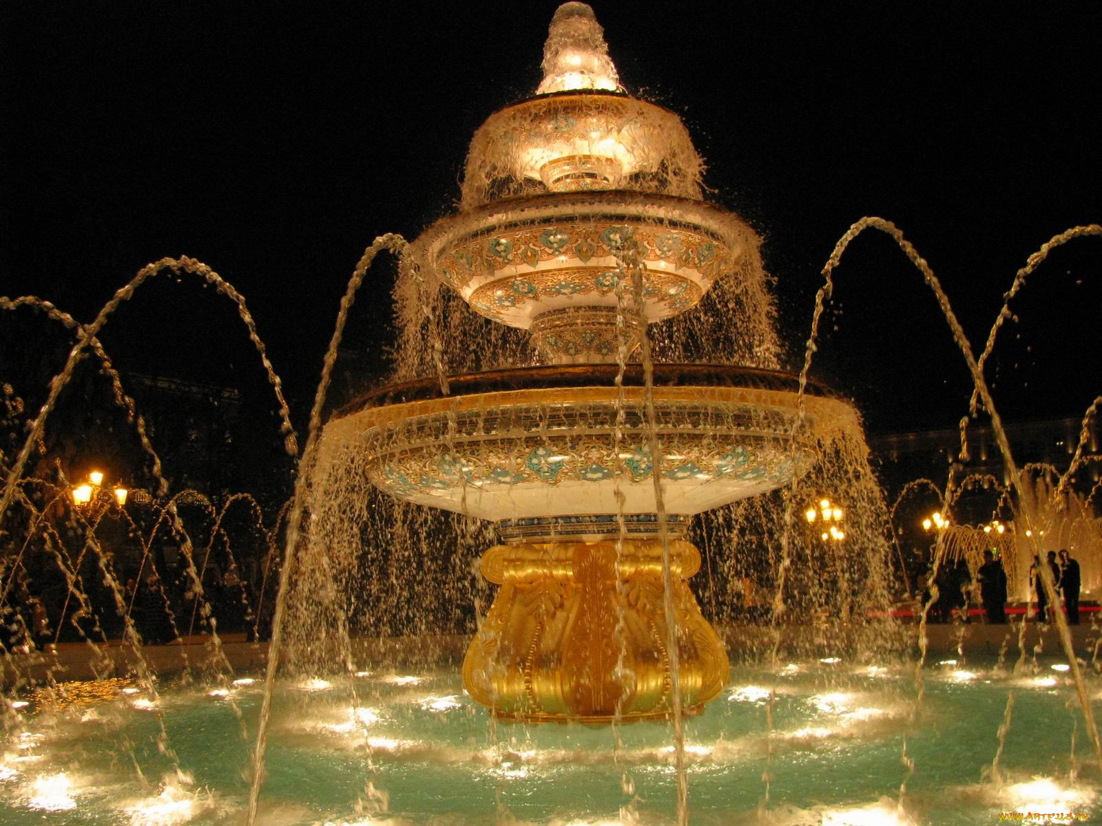 города, фонтаны