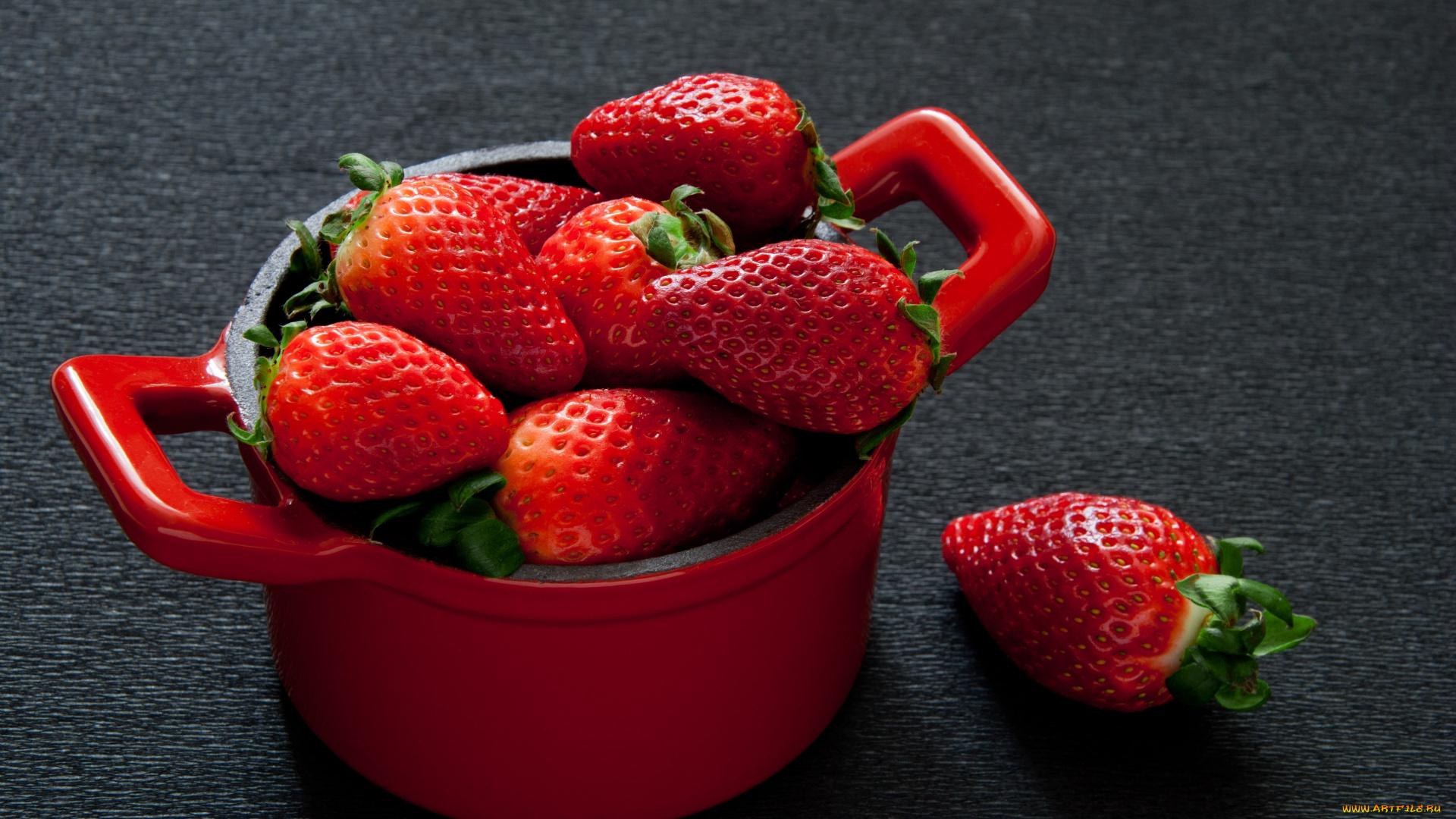 еда, клубника, земляника, ягоды, кастрюля