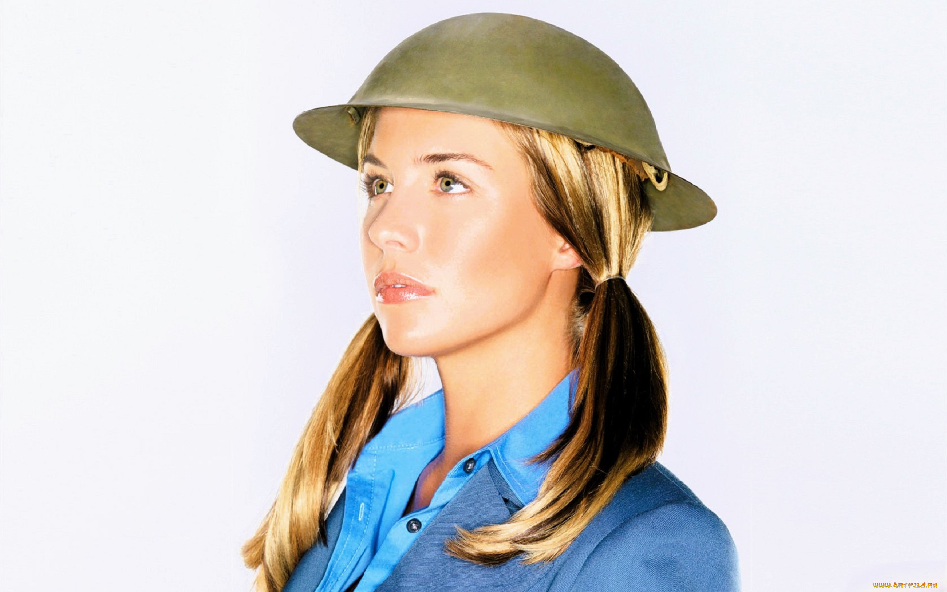 девушки, gemma, atkinson, лицо, каска, блондинка, хвостики, рубашка